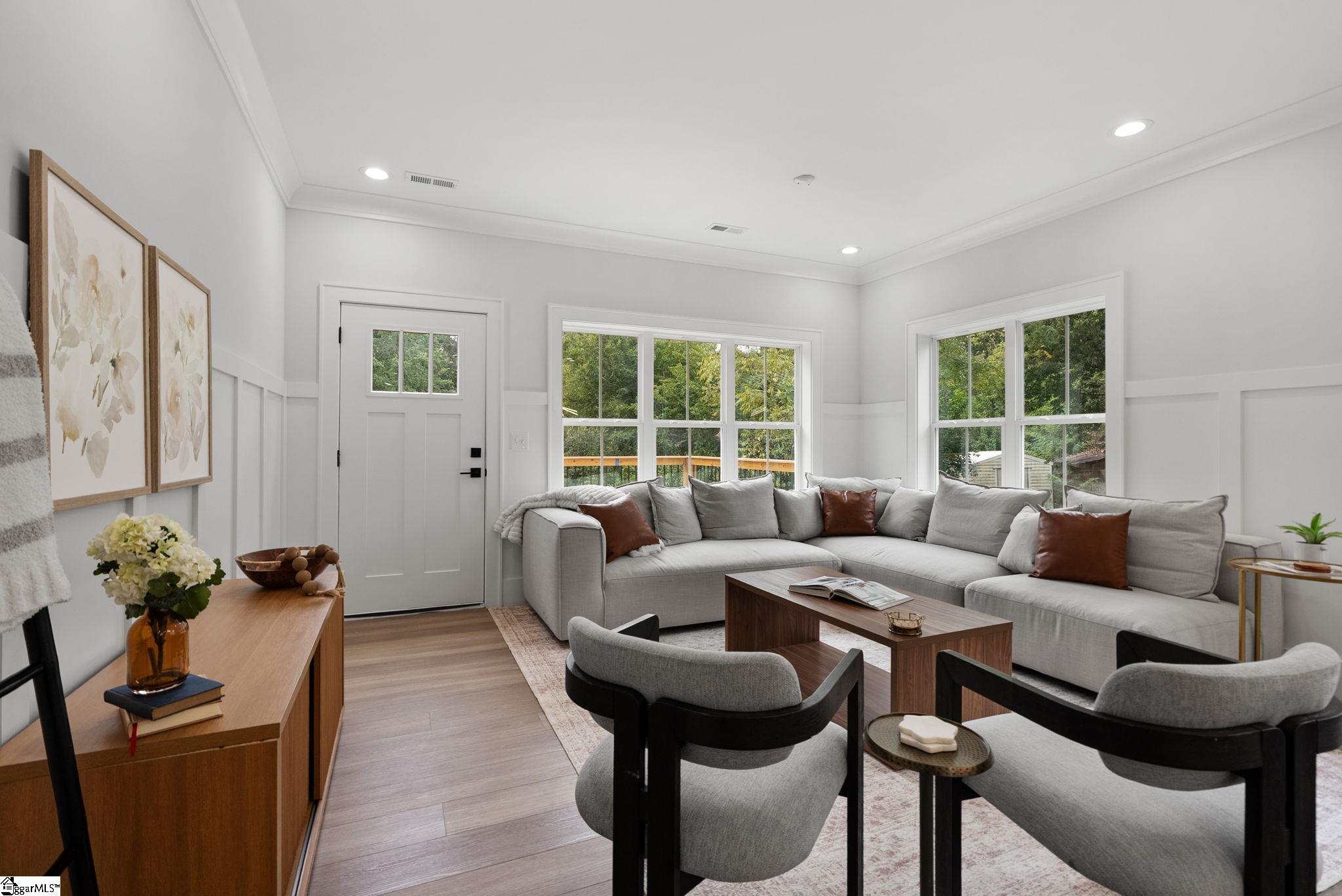 6 Apopka Avenue Property Photo 12