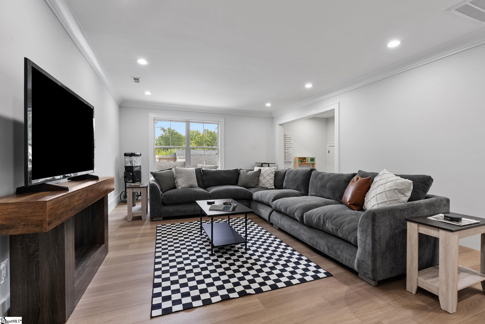 6 Apopka Avenue Property Photo 24