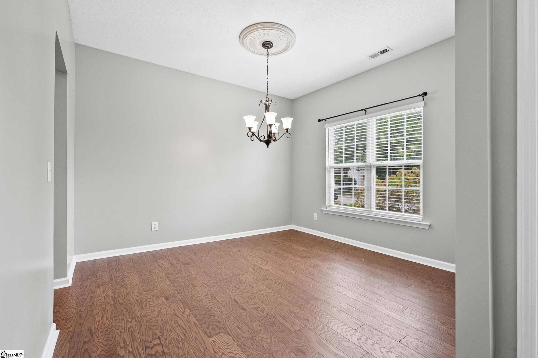 24 N Orchard Farms Avenue Property Photo 3