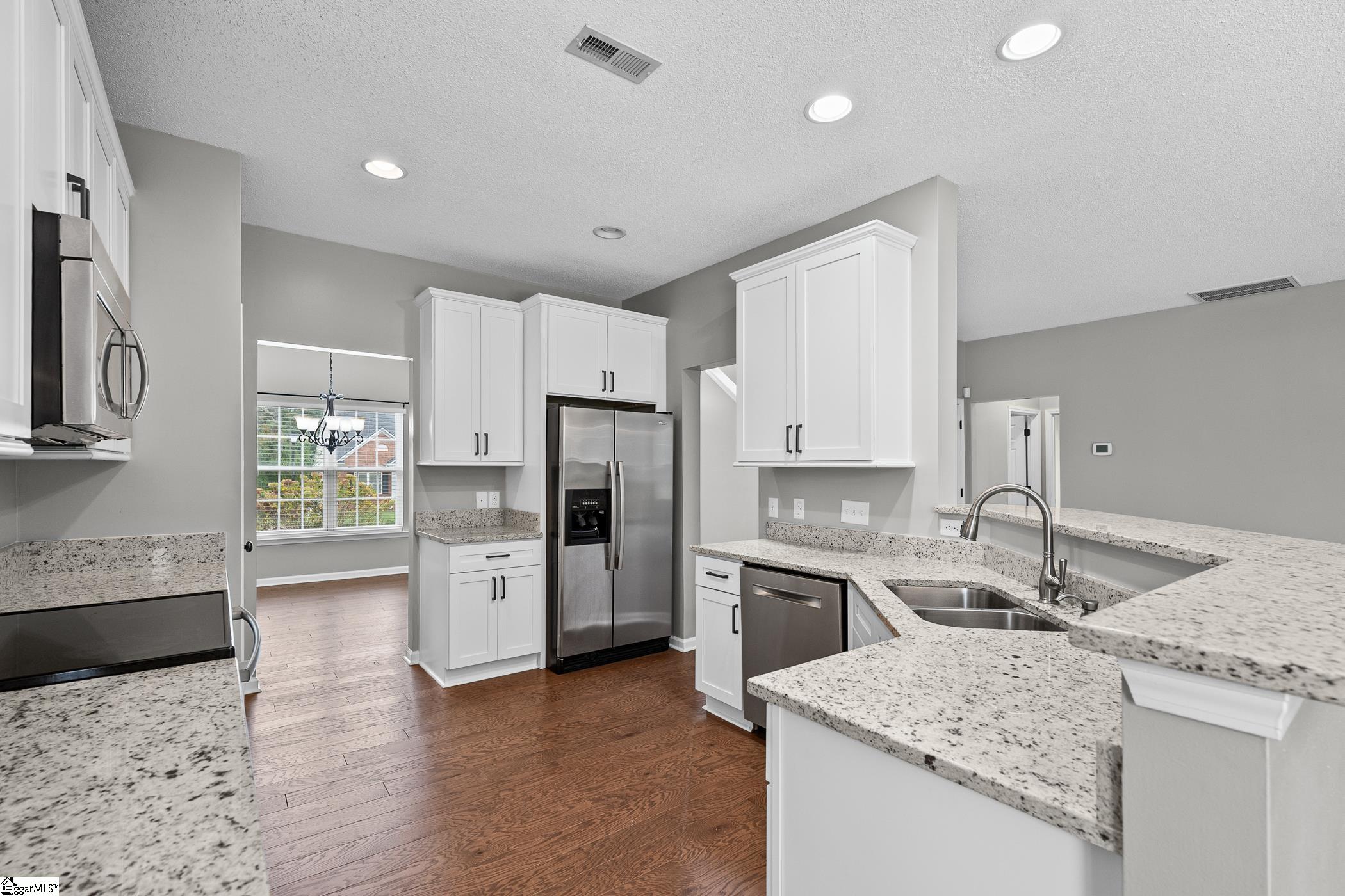 24 N Orchard Farms Avenue Property Photo 6