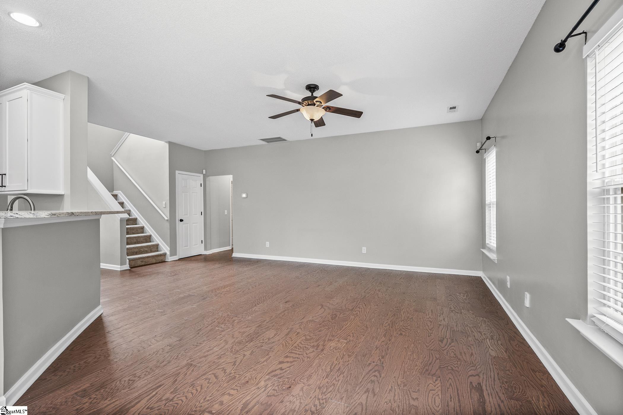 24 N Orchard Farms Avenue Property Photo 9