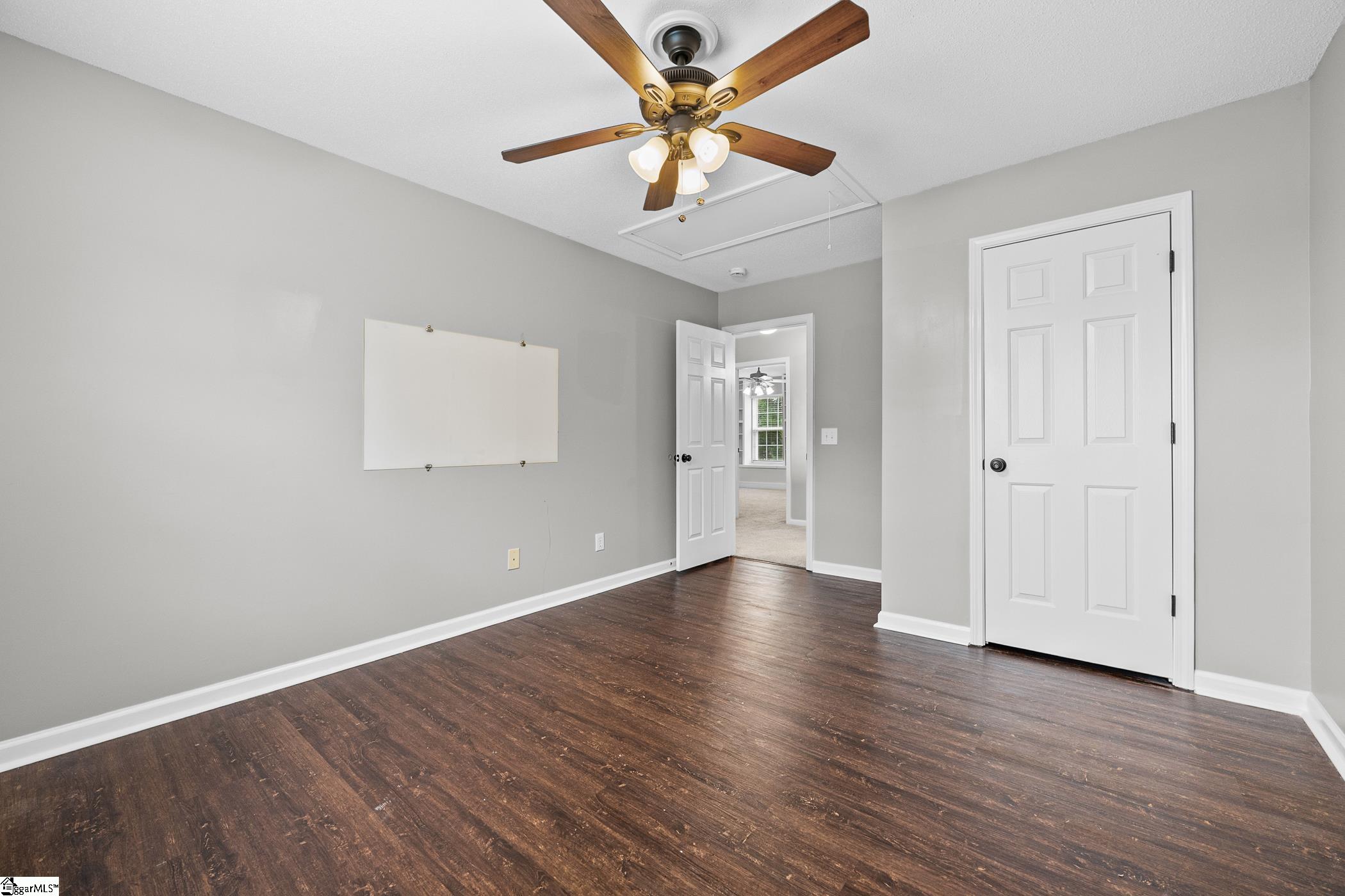 24 N Orchard Farms Avenue Property Photo 18