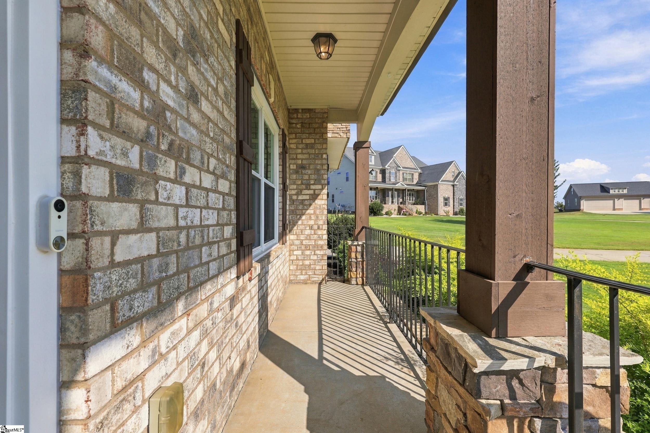 1123 Bellmare Way Property Photo 4