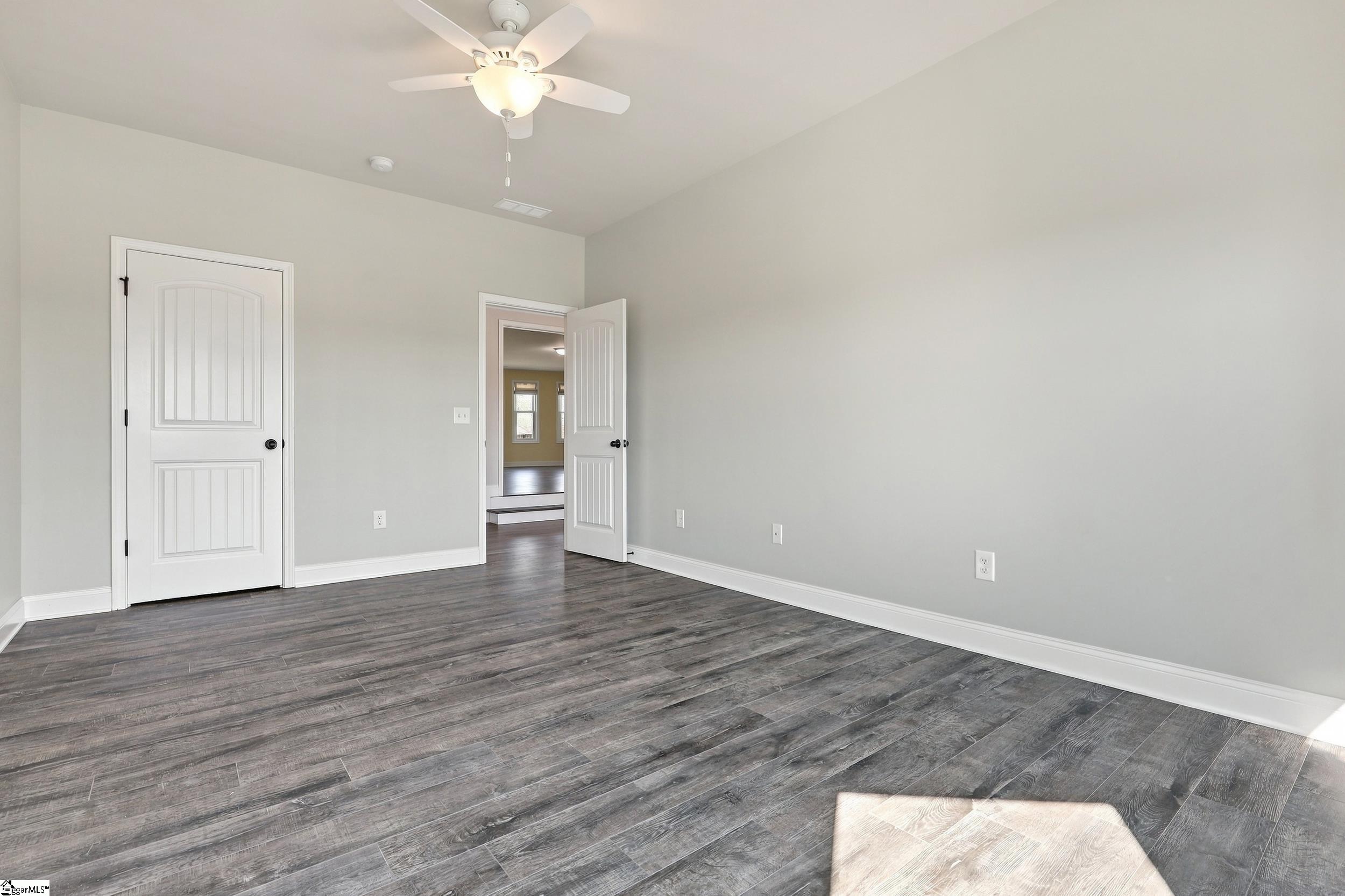 1123 Bellmare Way Property Photo 31