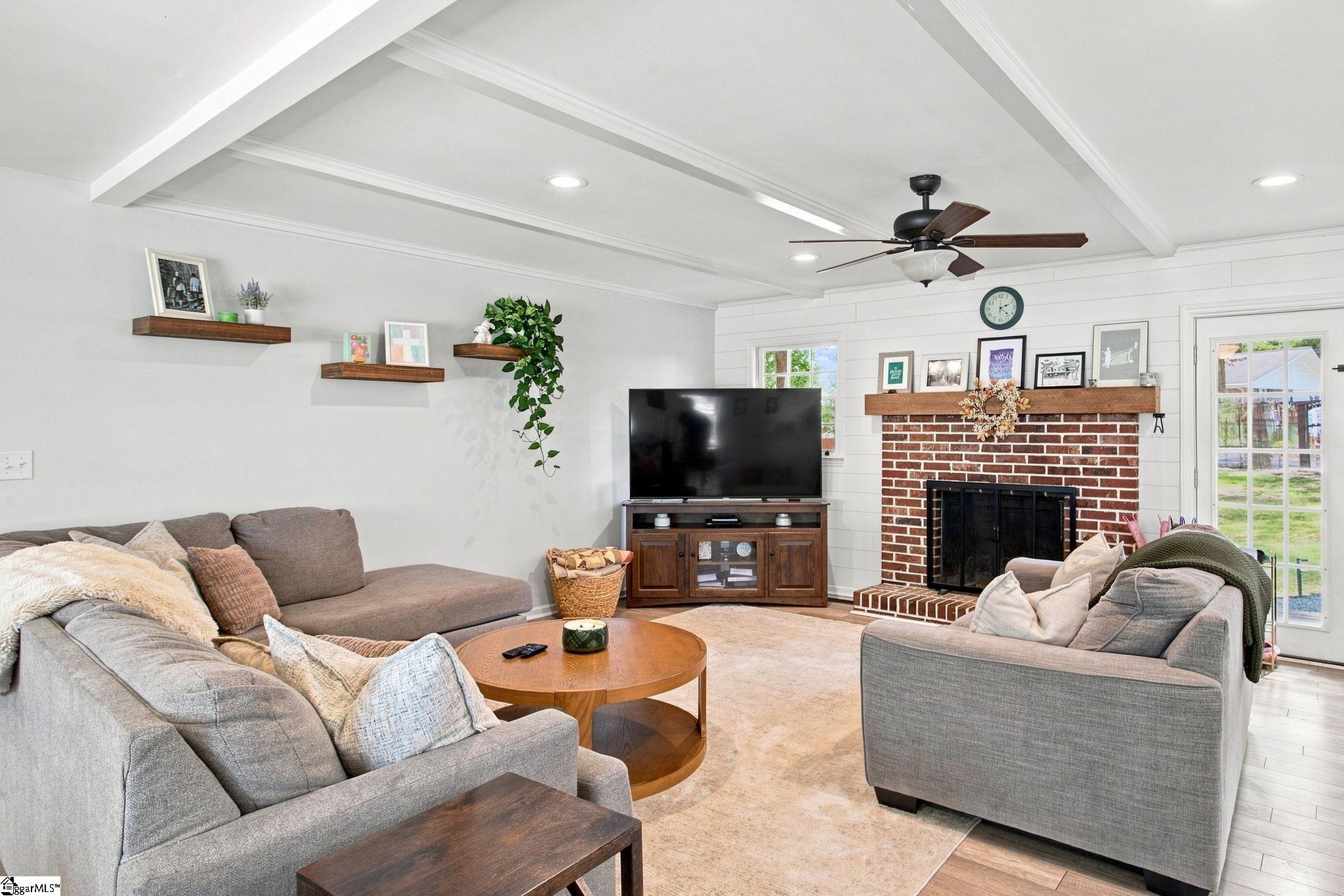 2 Crafton Street Property Photo 4