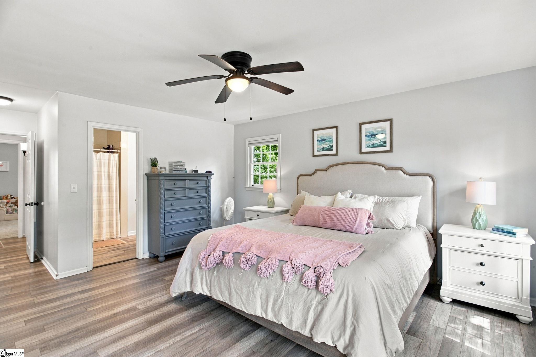 2 Crafton Street Property Photo 8