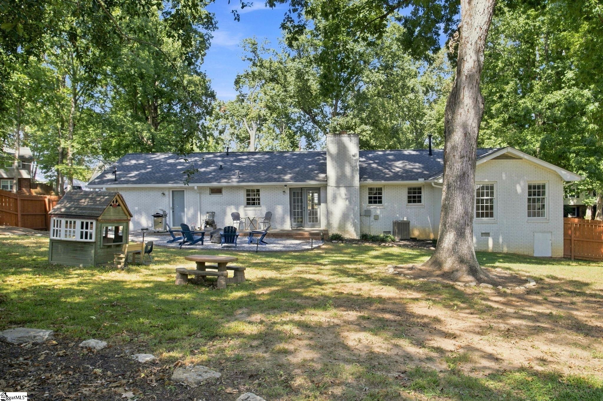 2 Crafton Street Property Photo 32