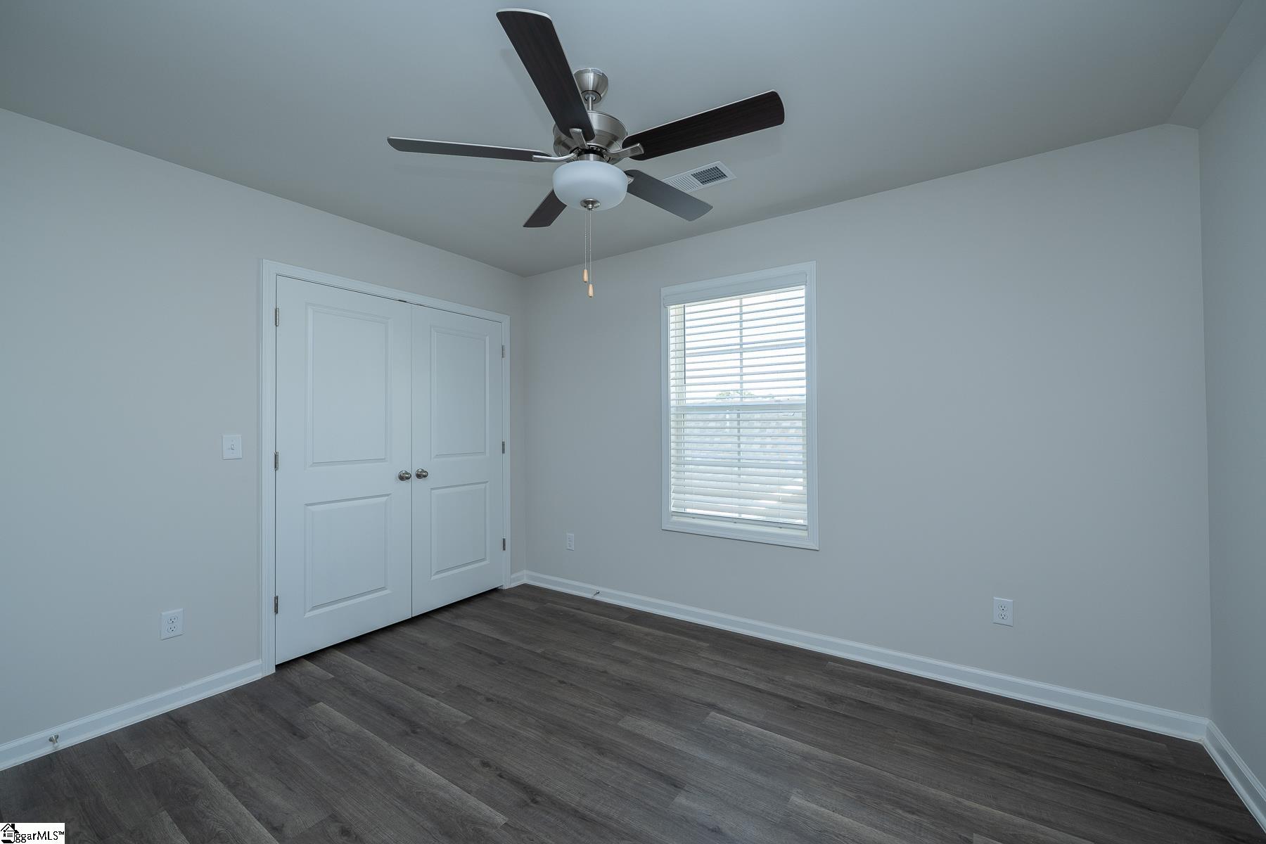 8 Thorndike Way Property Photo 15