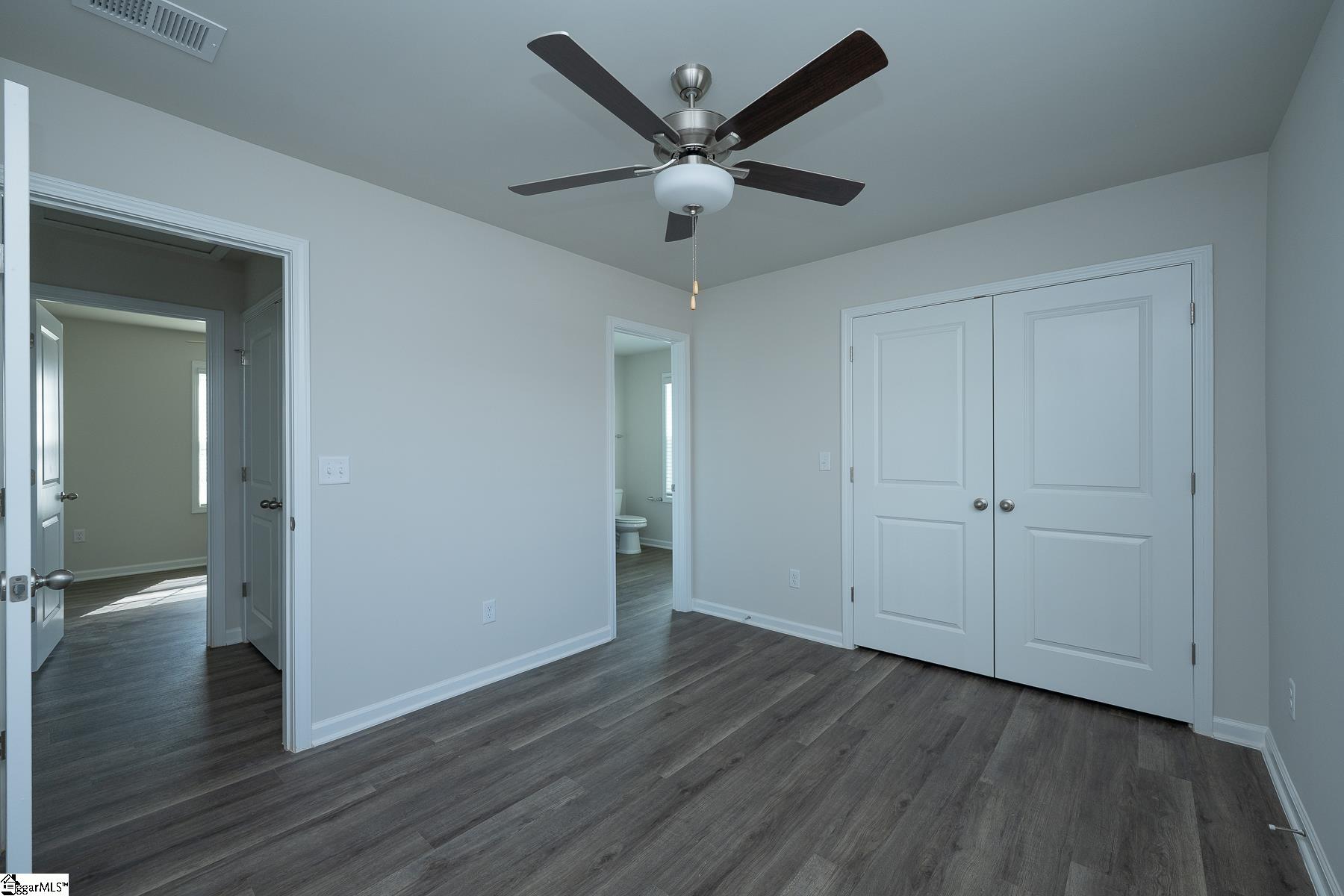 8 Thorndike Way Property Photo 16