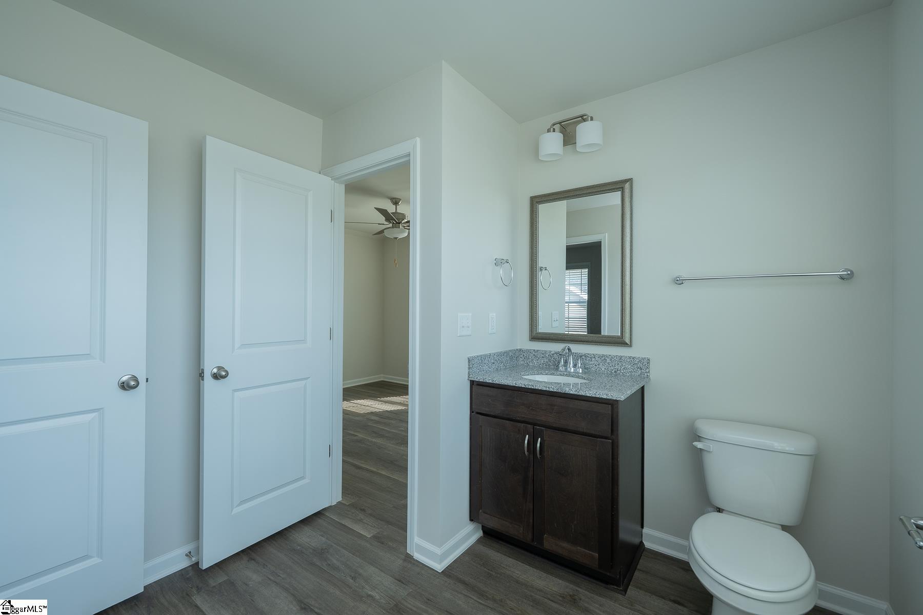 8 Thorndike Way Property Photo 19