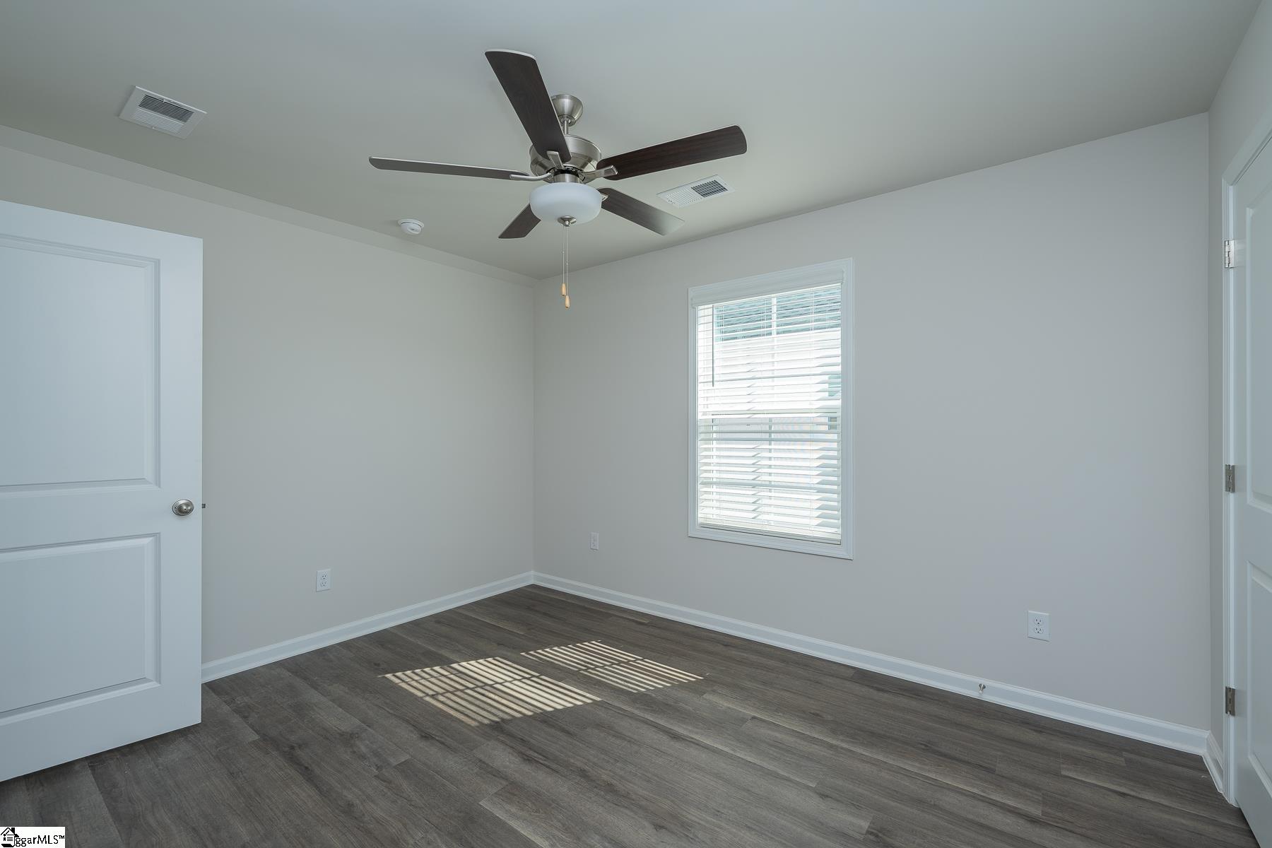 8 Thorndike Way Property Photo 21