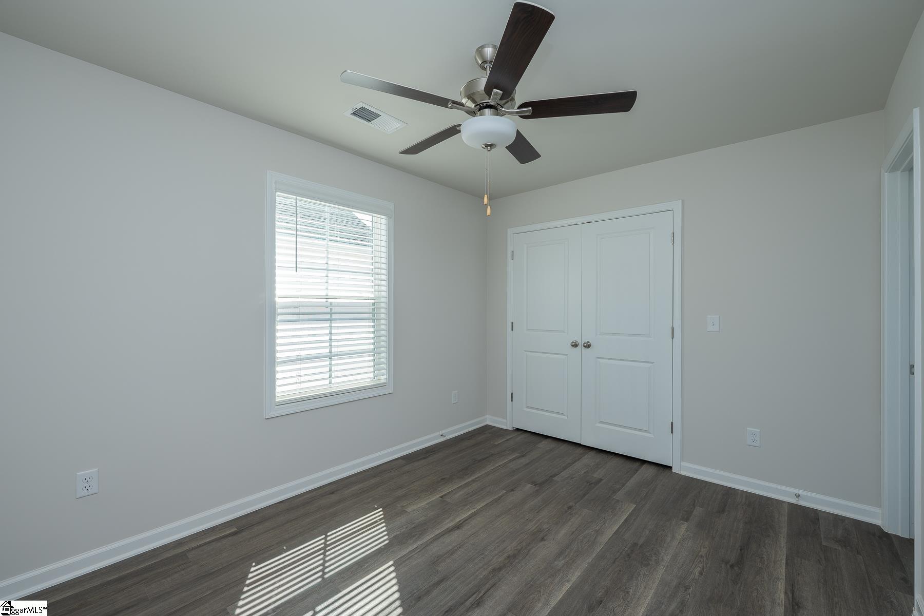 8 Thorndike Way Property Photo 22
