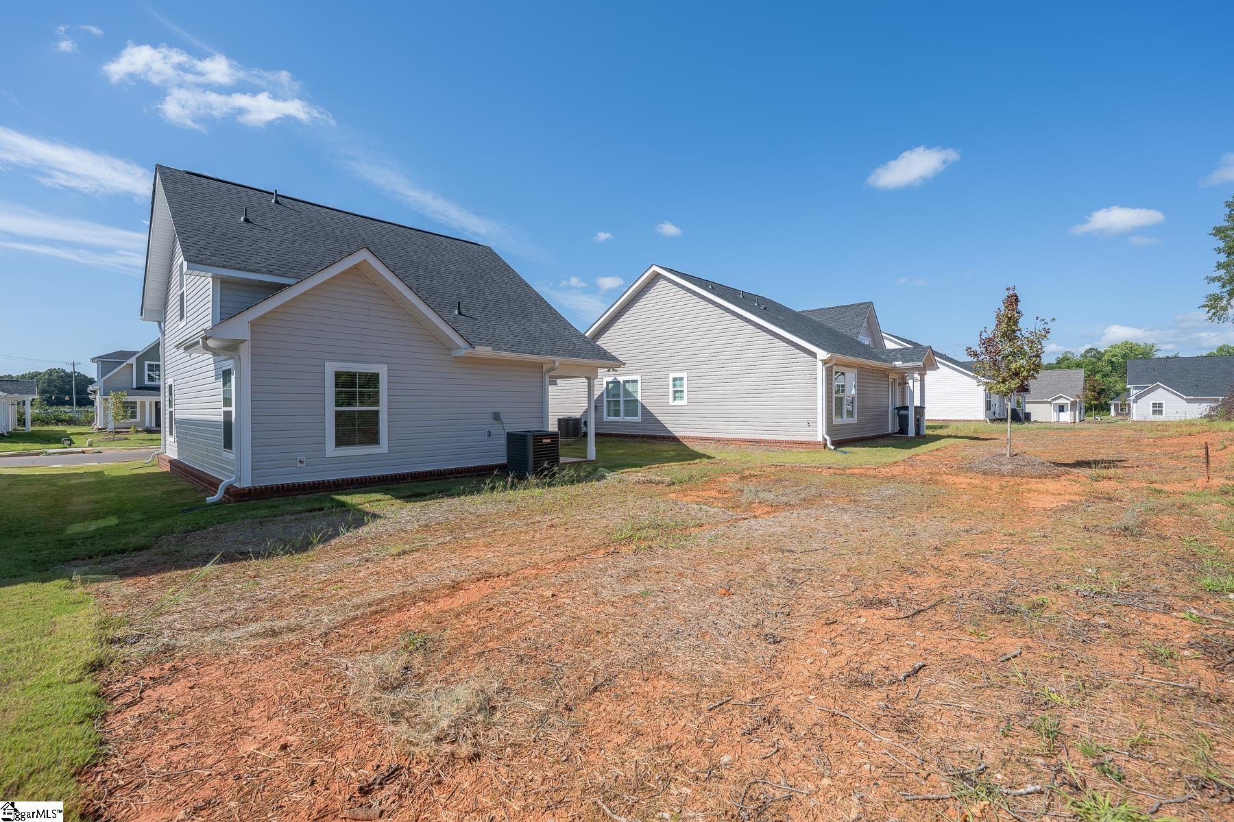 8 Thorndike Way Property Photo 25