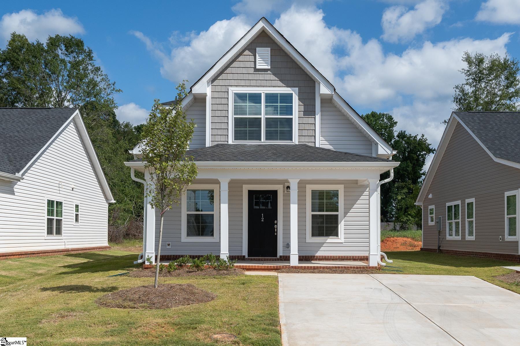 12 Thorndike Way Property Photo 1