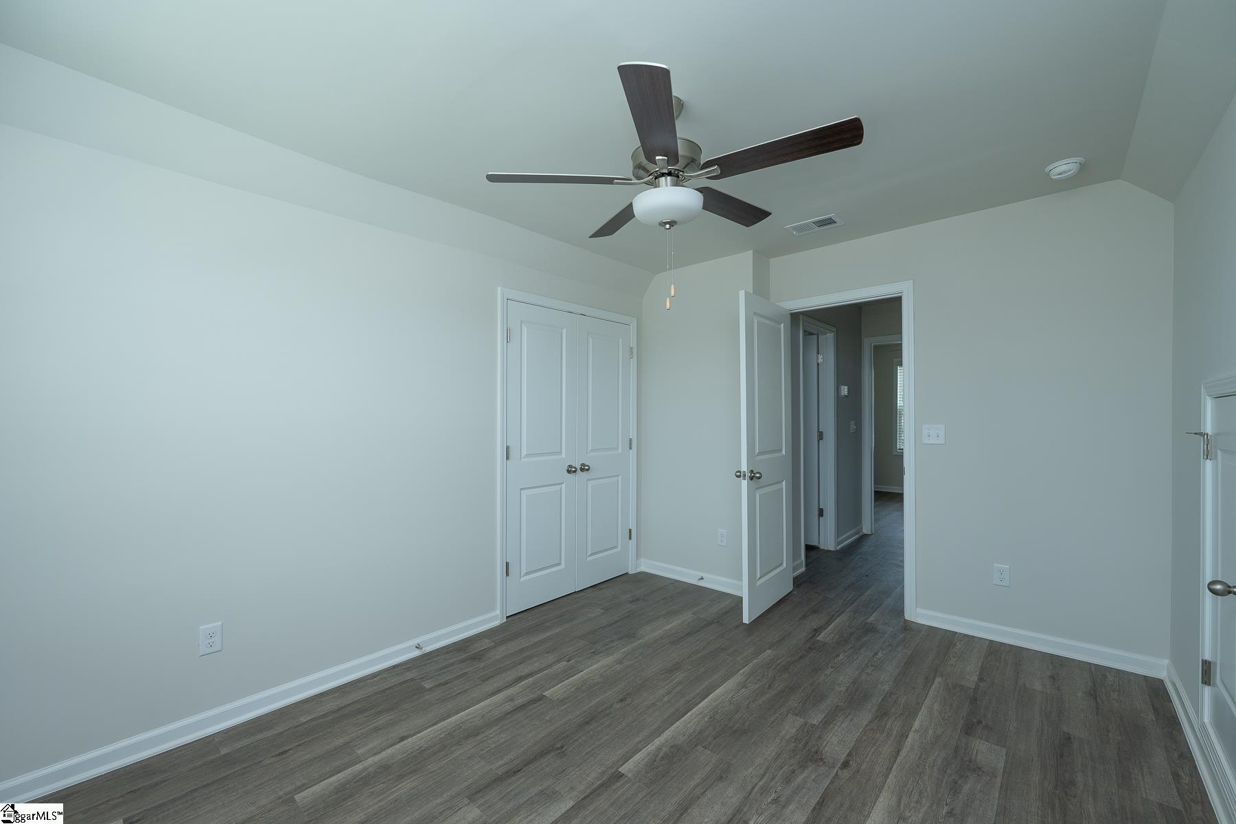 12 Thorndike Way Property Photo 19