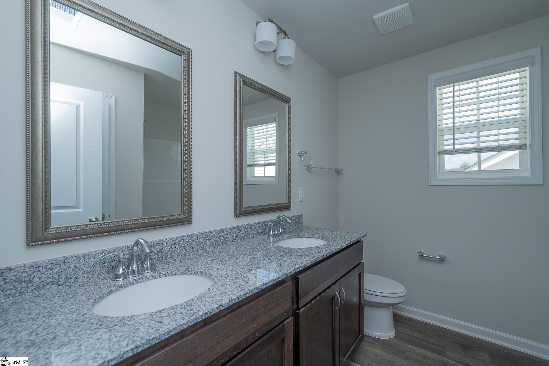 12 Thorndike Way Property Photo 20