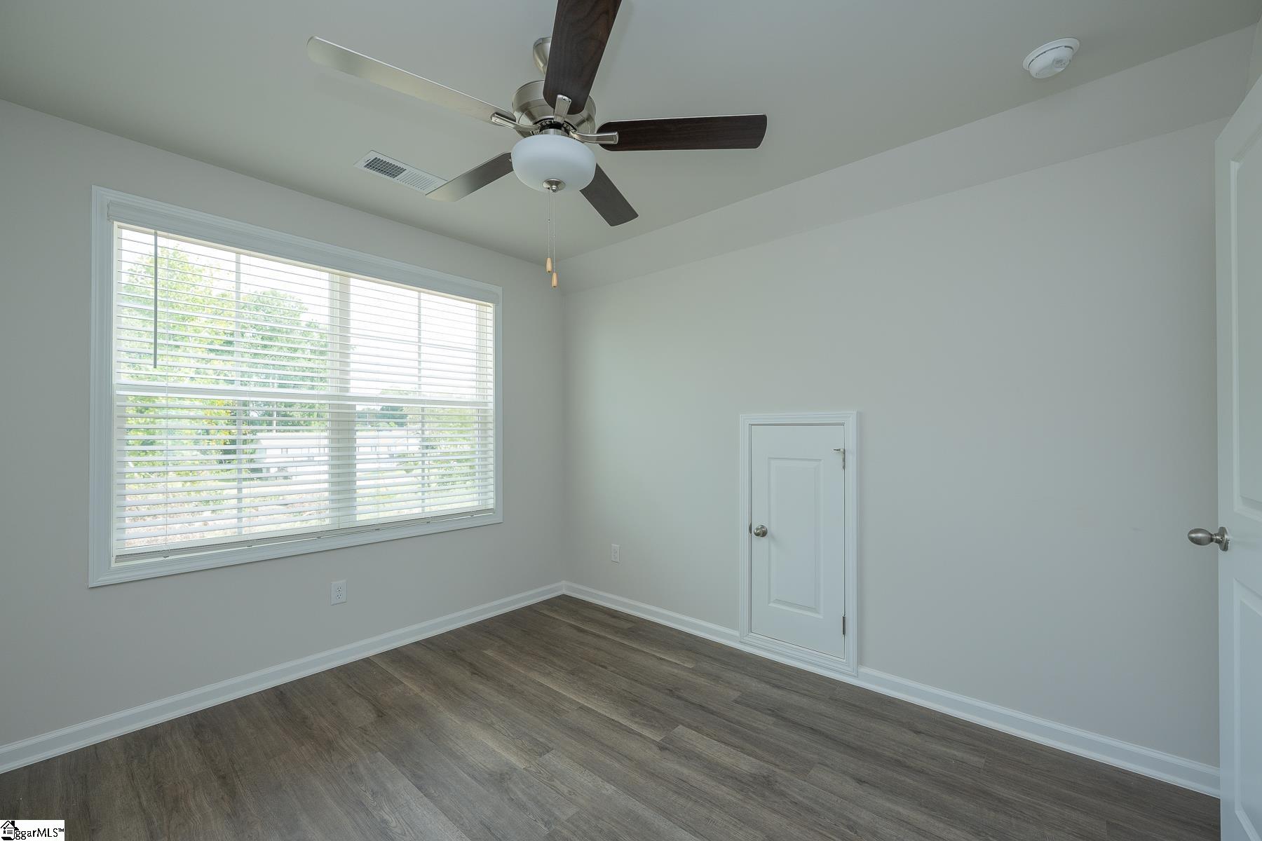 12 Thorndike Way Property Photo 24