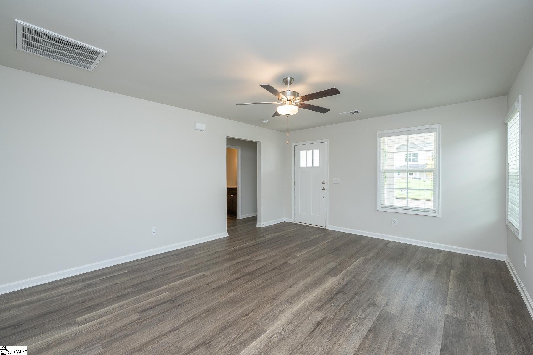 14 Thorndike Way Property Photo 3