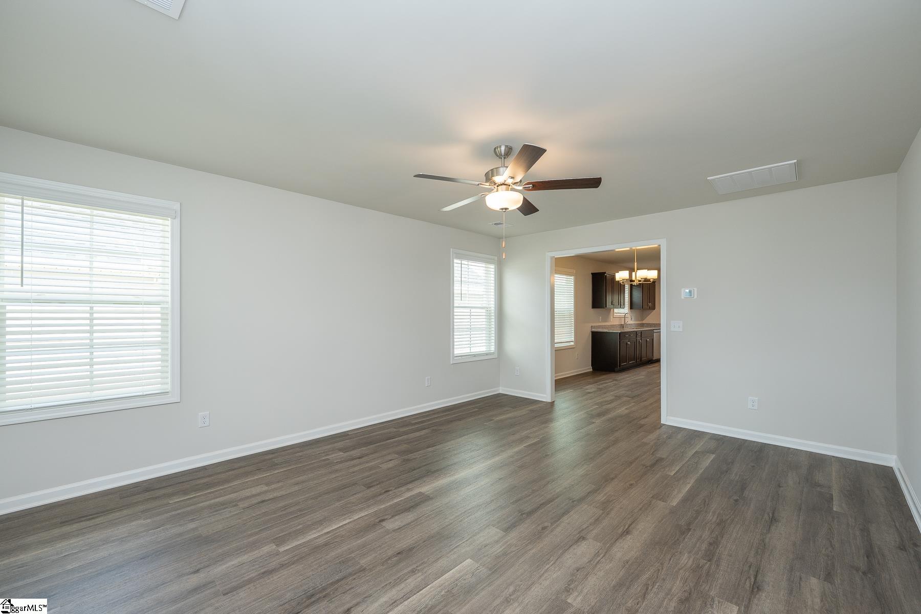 14 Thorndike Way Property Photo 5