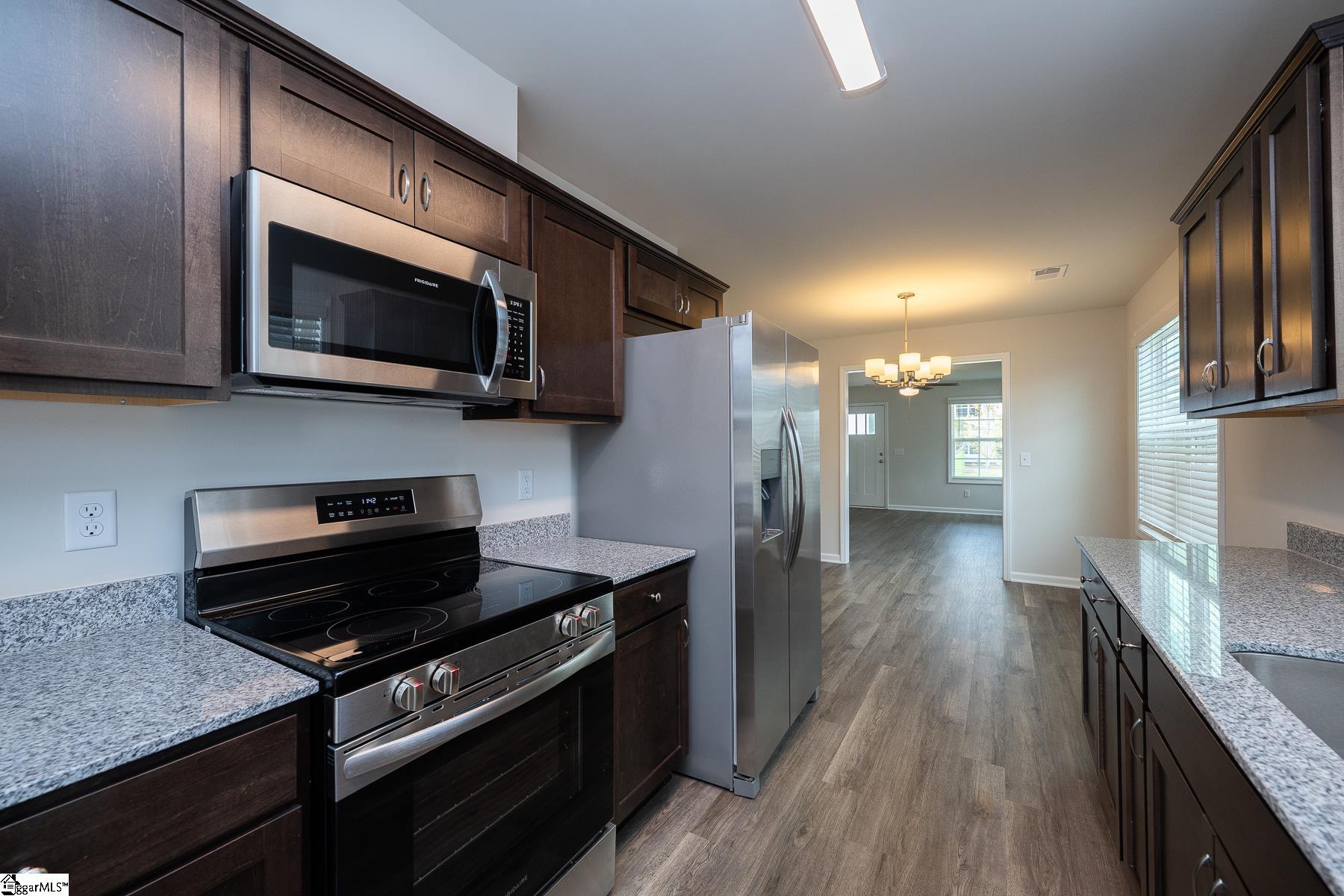 14 Thorndike Way Property Photo 15