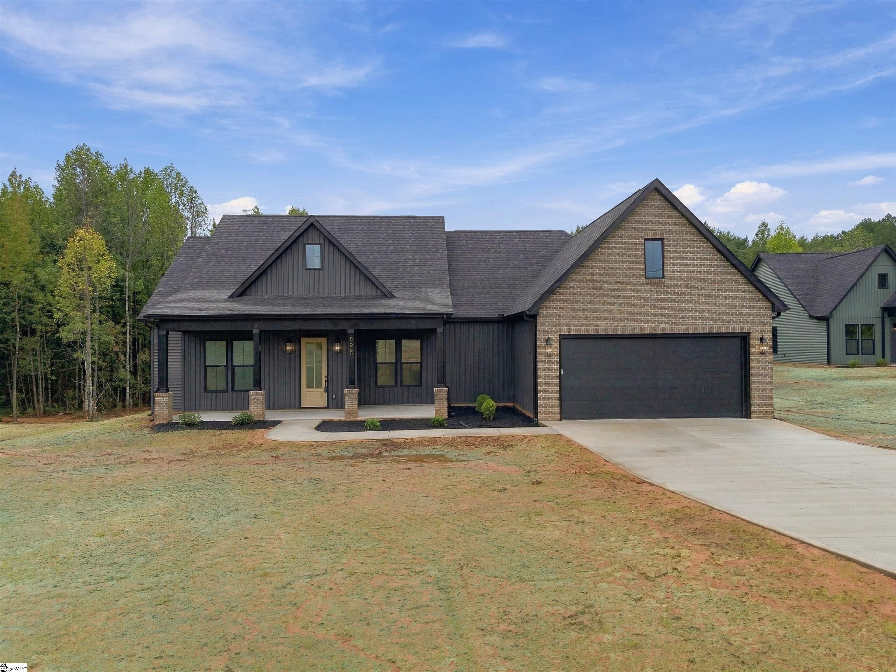 8628 Parris Bridge Road Property Photo 2