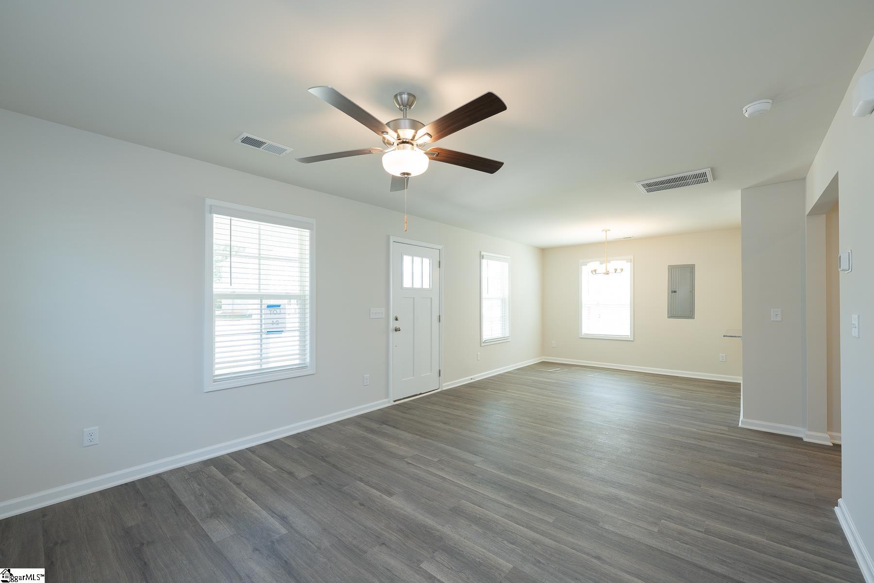 209 Waltham Court Property Photo 3