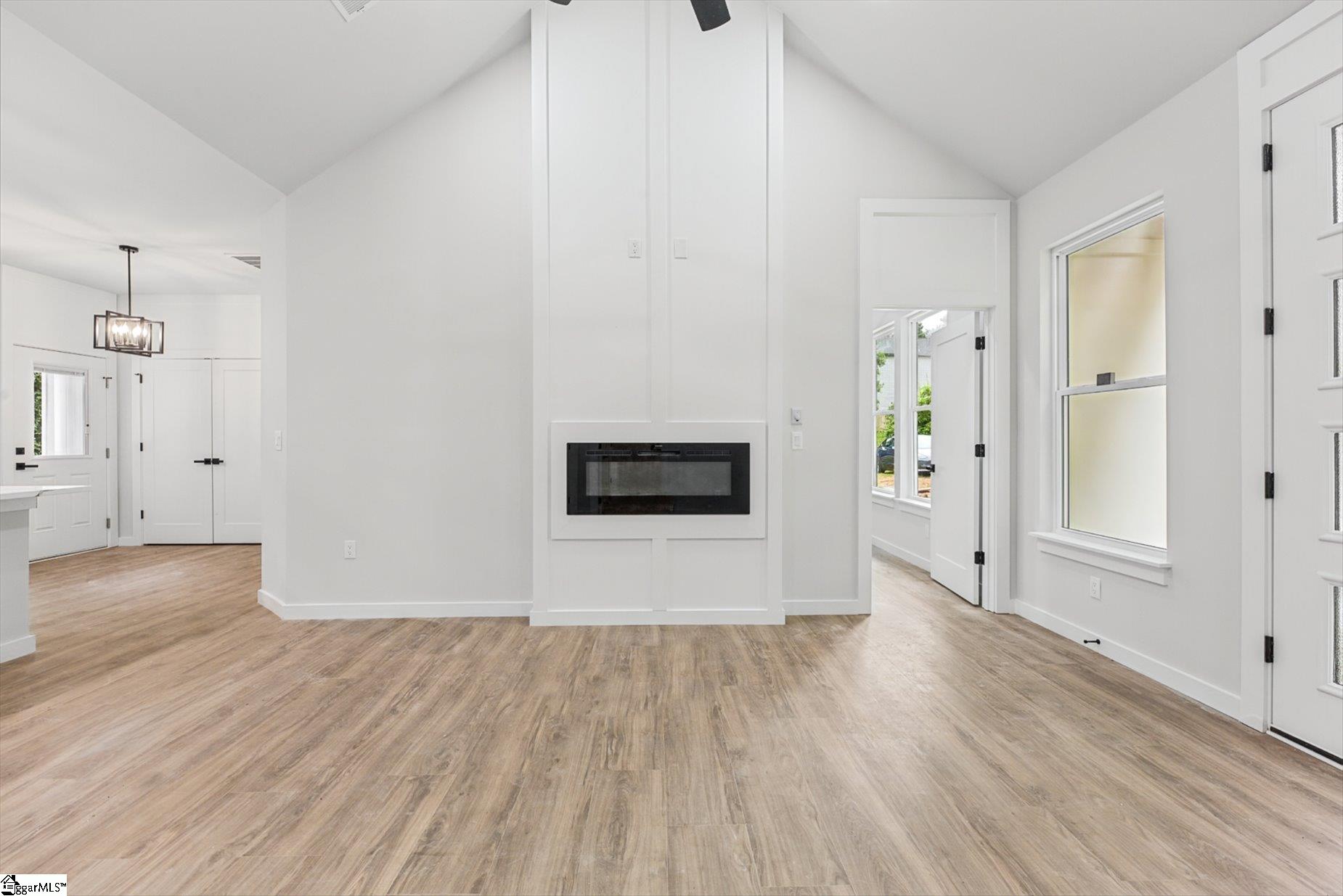 118 Harlem Street Property Photo 4