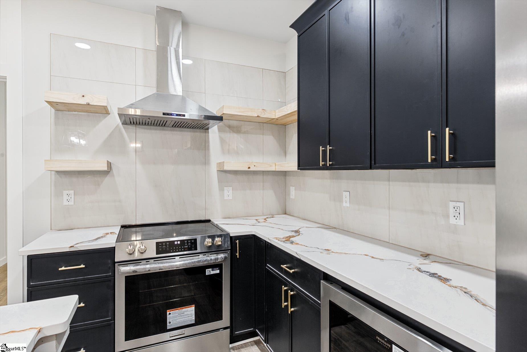 118 Harlem Street Property Photo 13