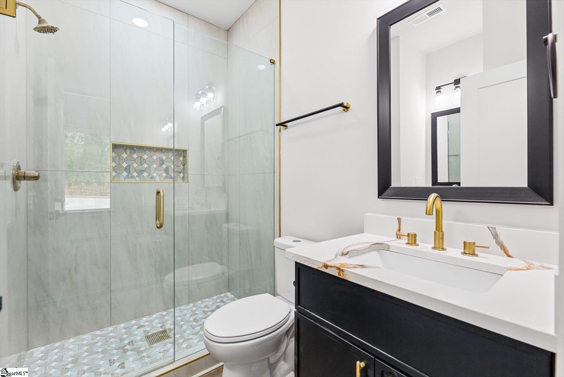 118 Harlem Street Property Photo 18