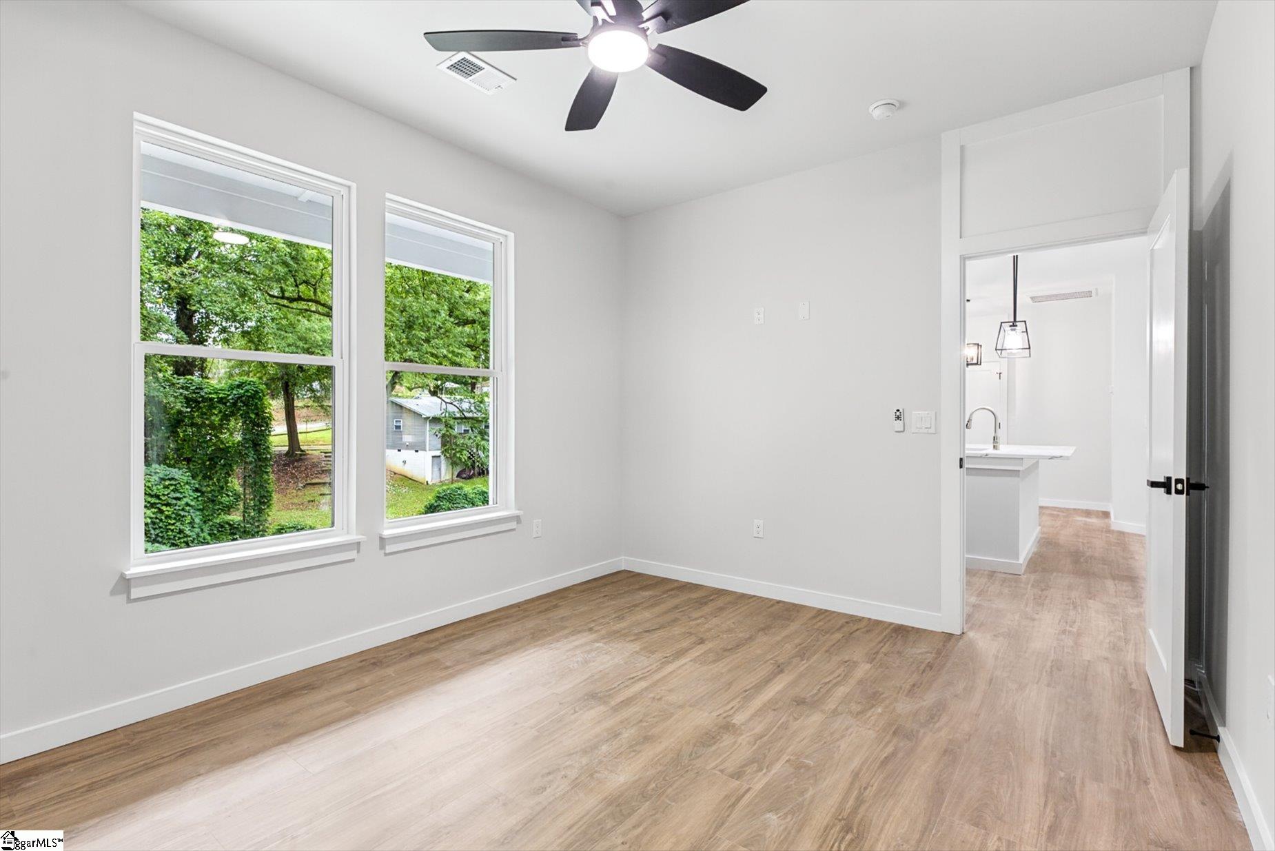 118 Harlem Street Property Photo 22