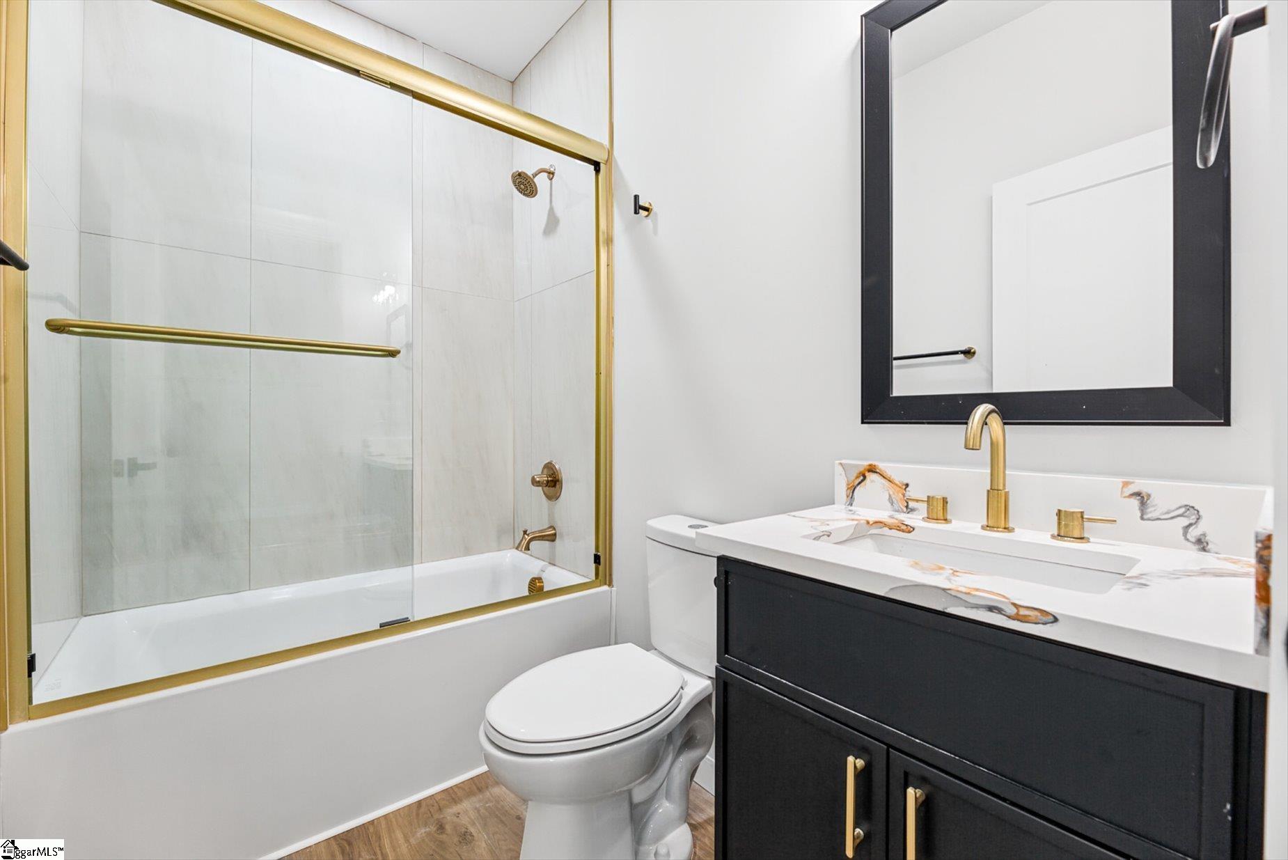 118 Harlem Street Property Photo 23