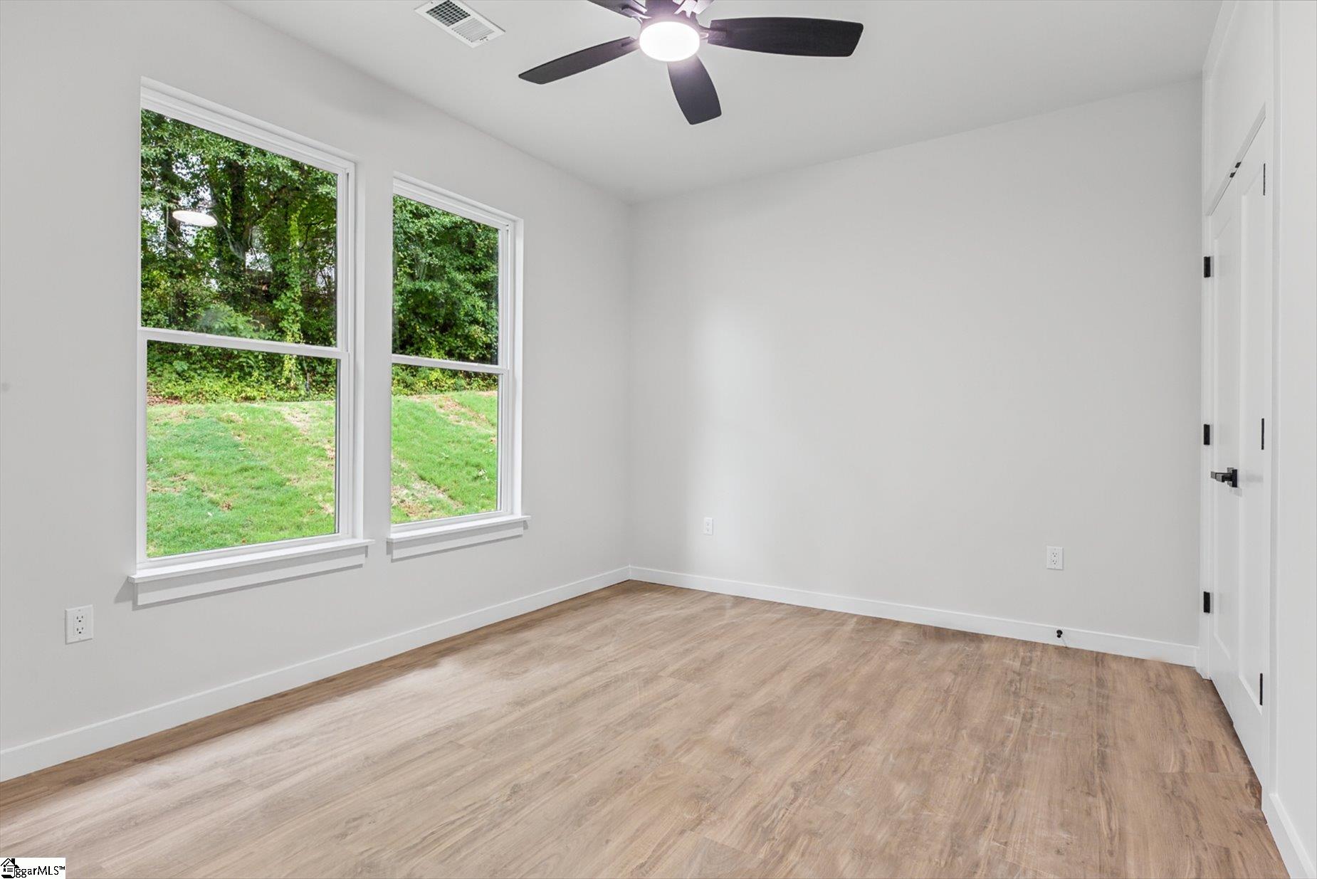 118 Harlem Street Property Photo 24