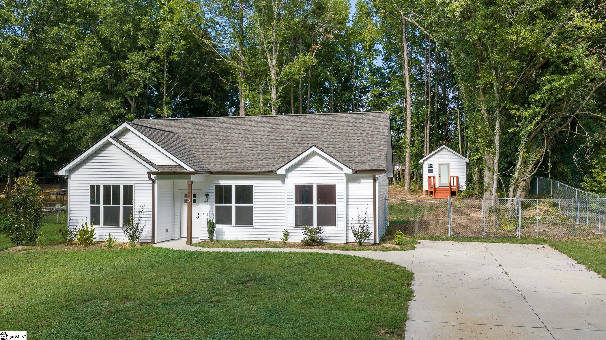 115 Cool Meadow Drive Property Photo 2