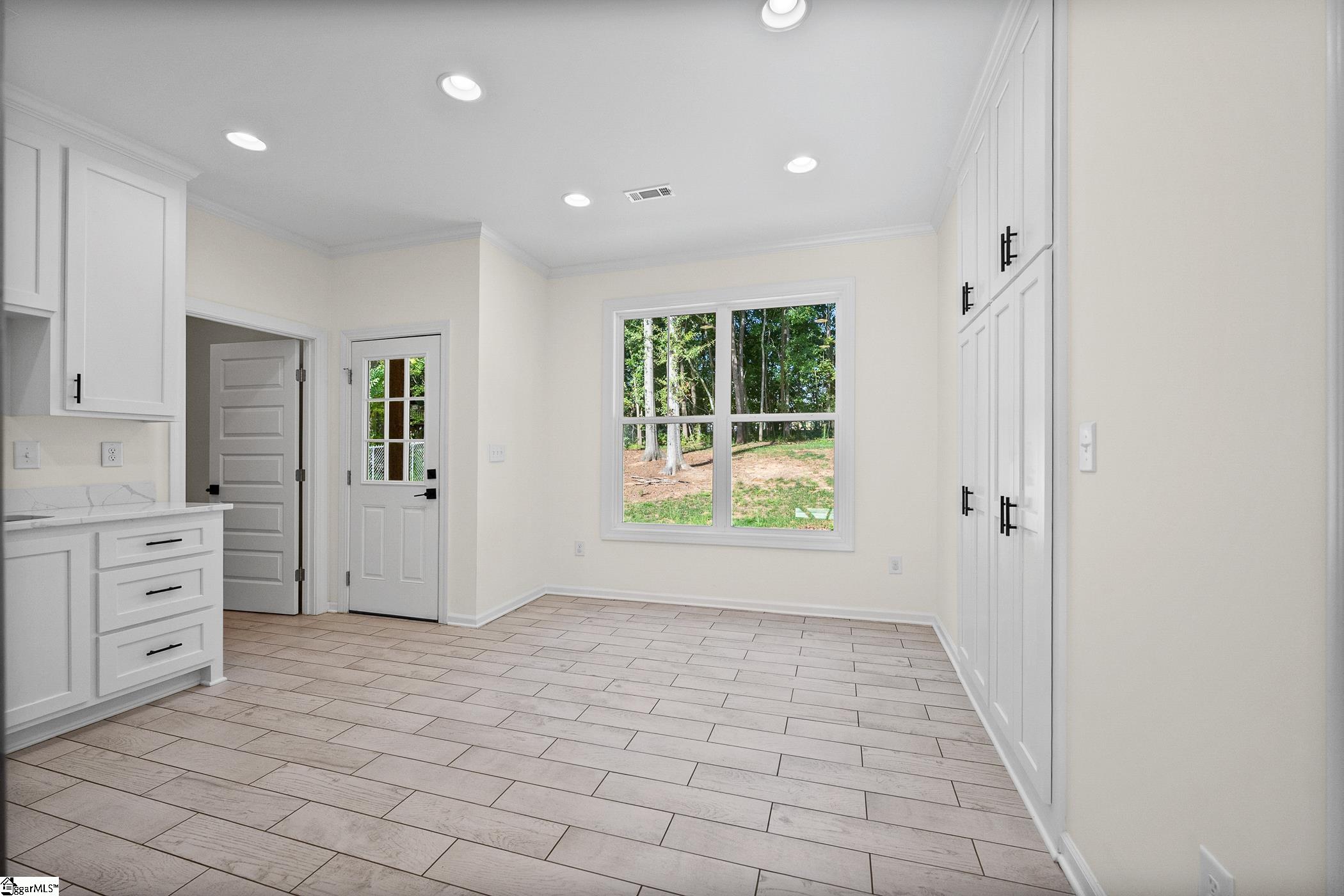 115 Cool Meadow Drive Property Photo 9