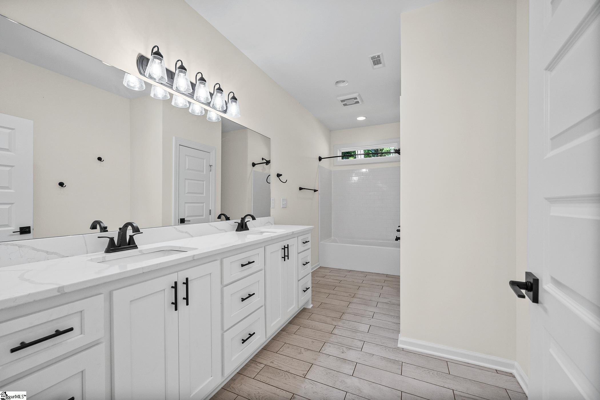 115 Cool Meadow Drive Property Photo 17