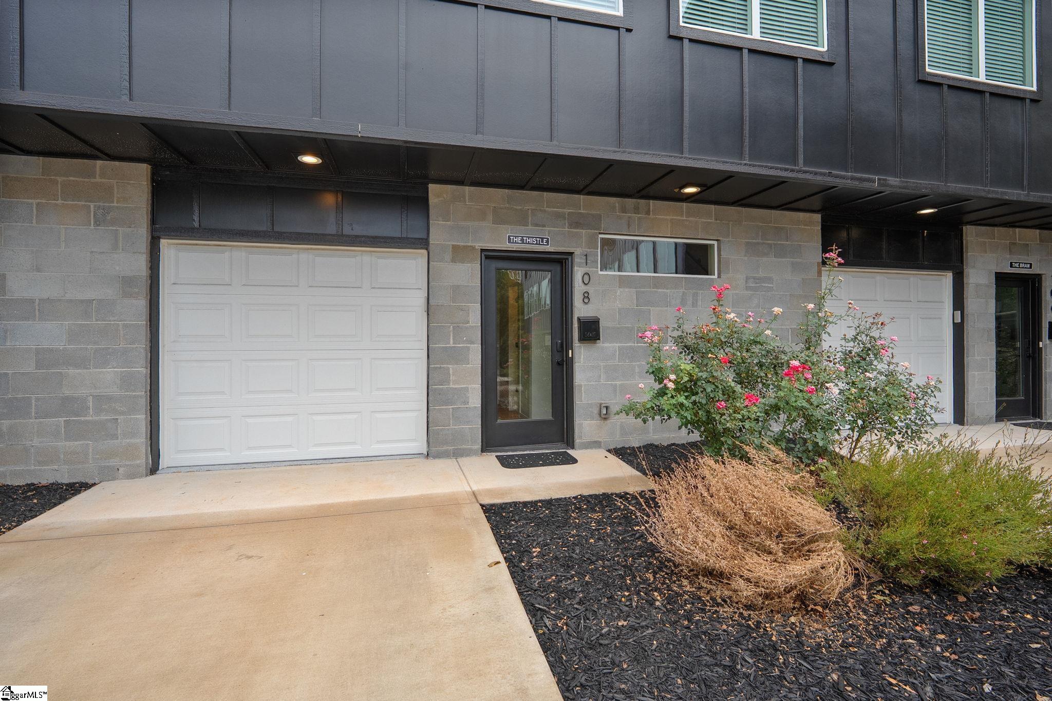 108 Textile Court Property Photo 3