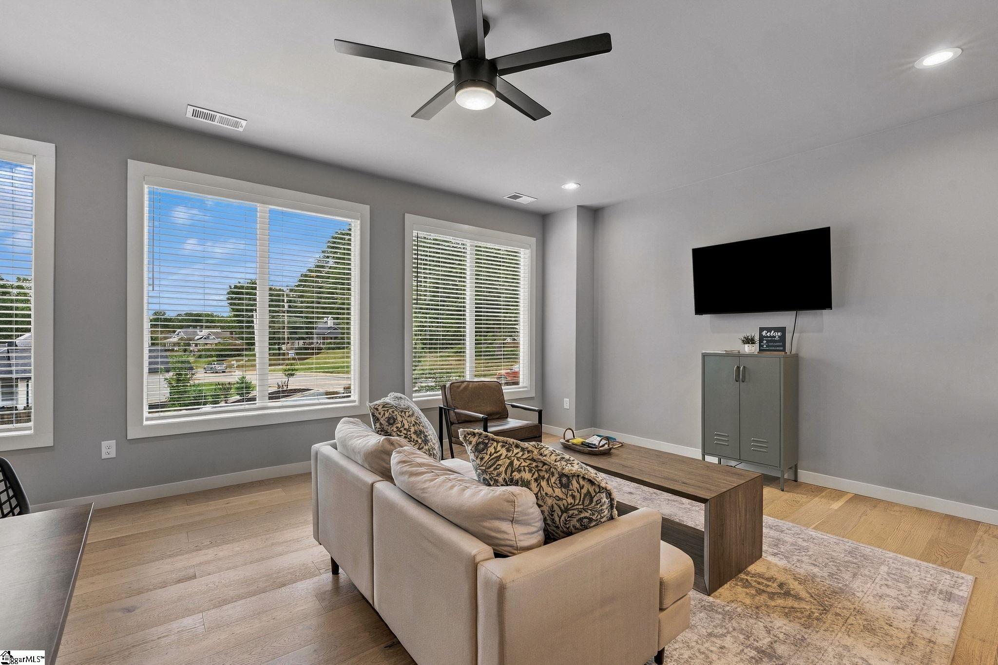 108 Textile Court Property Photo 14