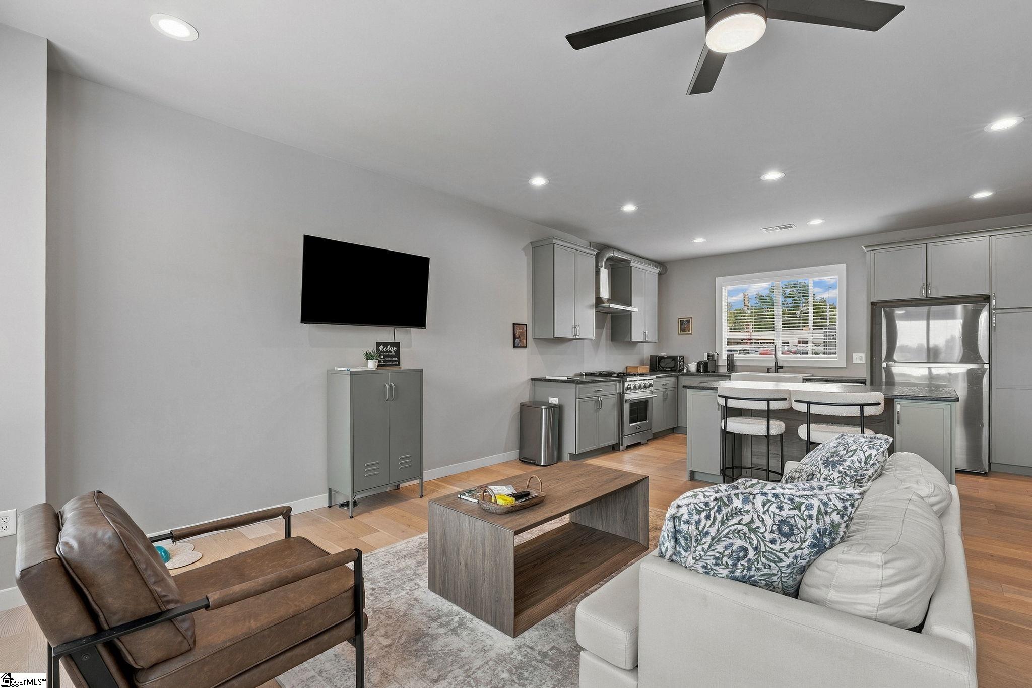 108 Textile Court Property Photo 15