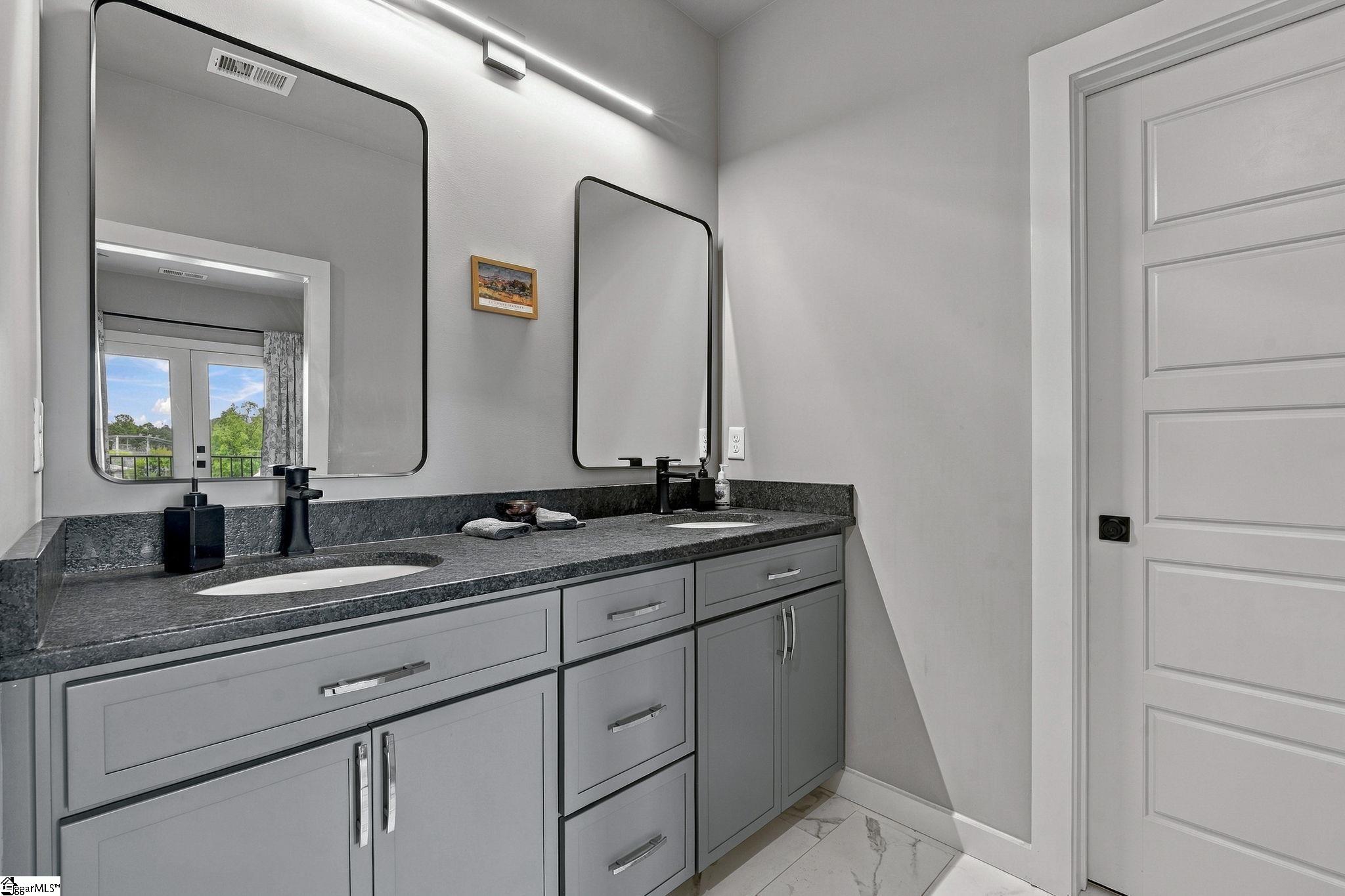 108 Textile Court Property Photo 21