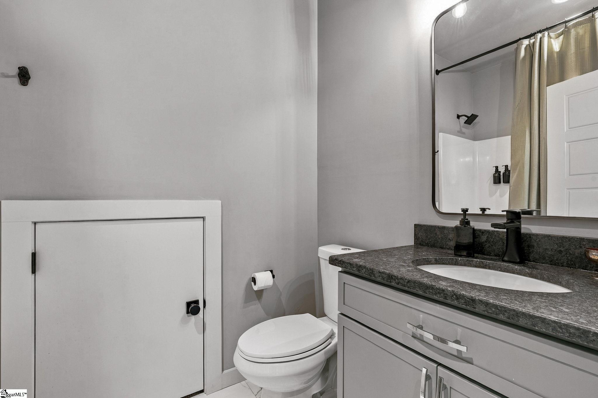 108 Textile Court Property Photo 26