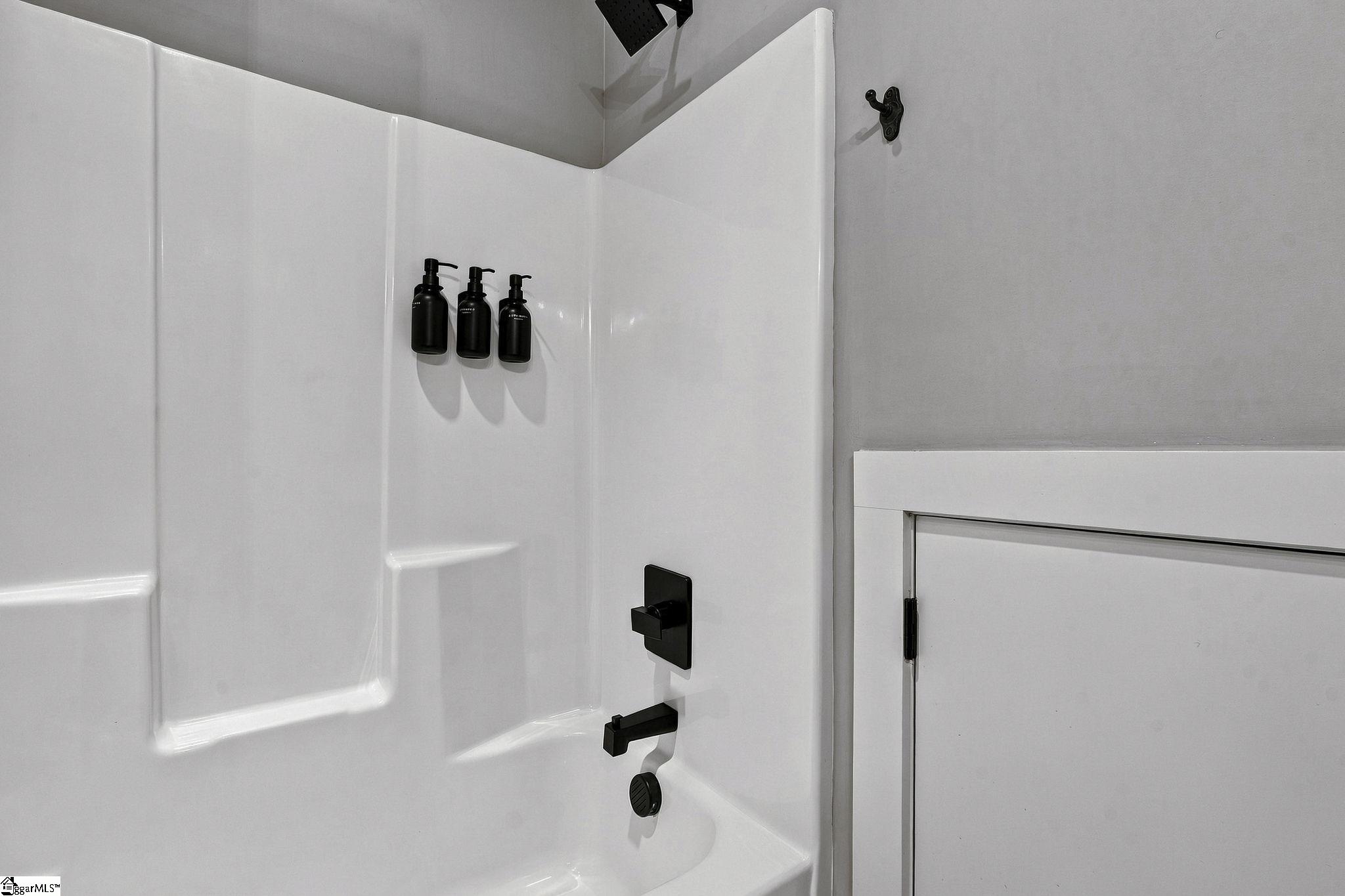 108 Textile Court Property Photo 27