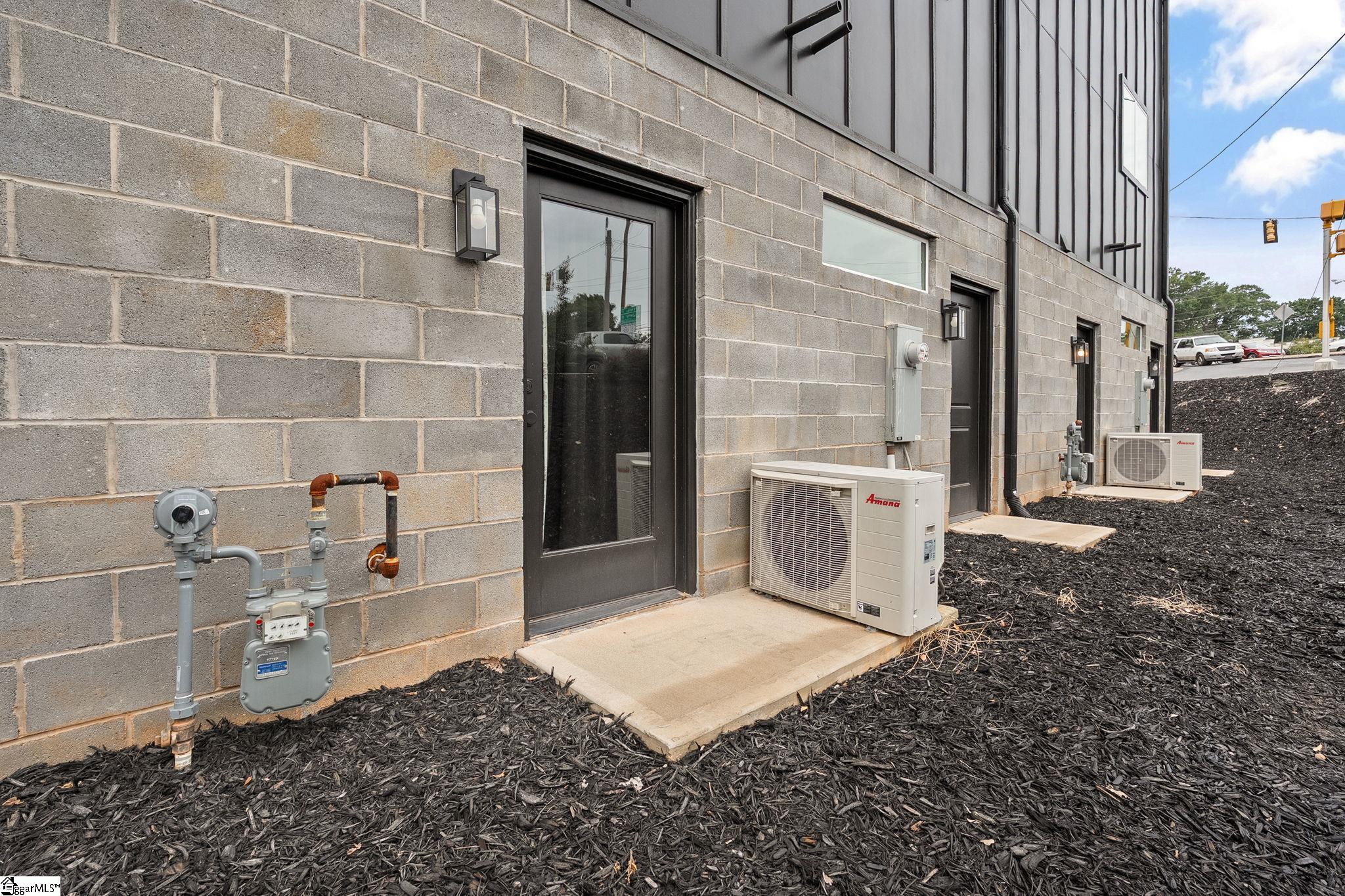 108 Textile Court Property Photo 29