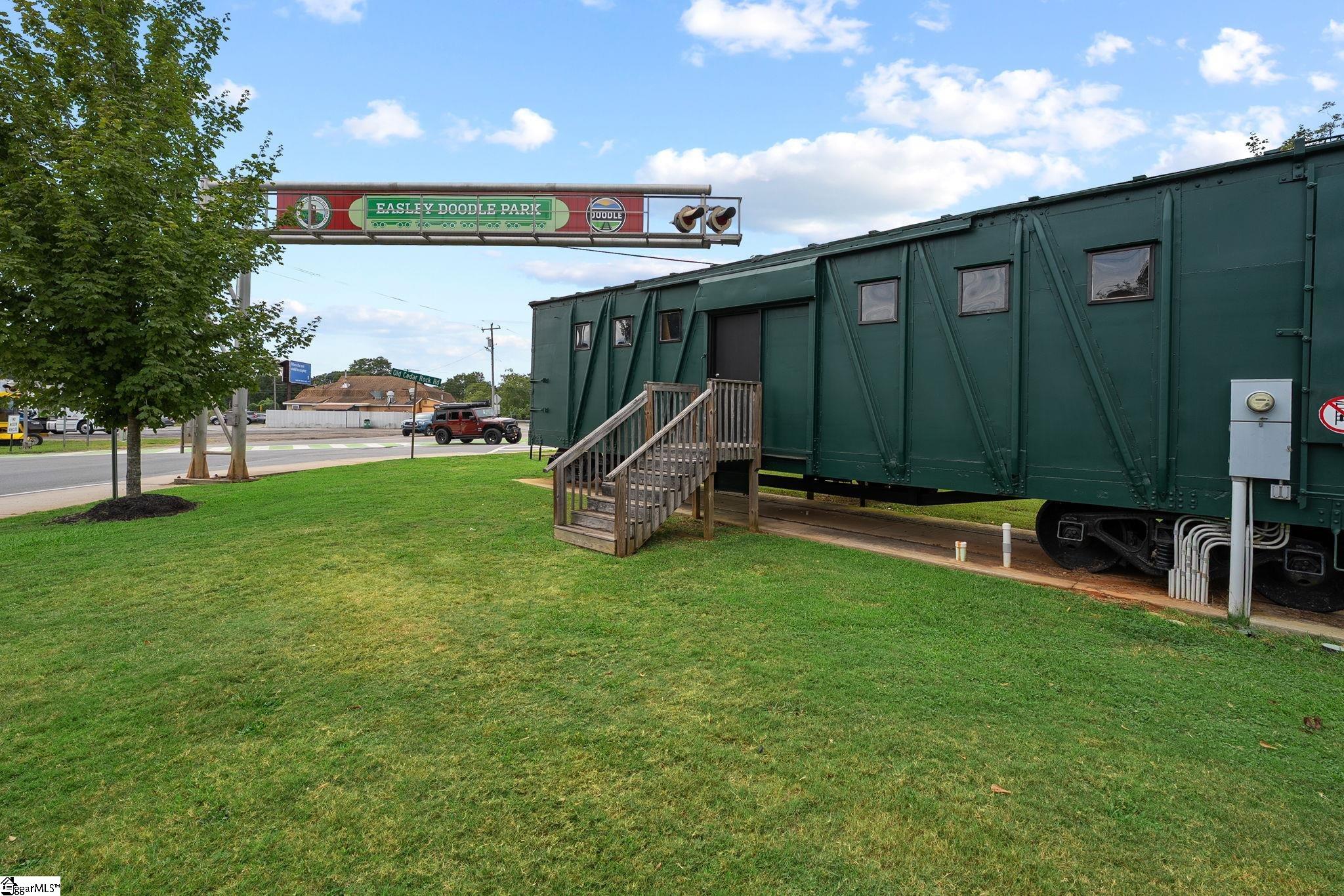 108 Textile Court Property Photo 39