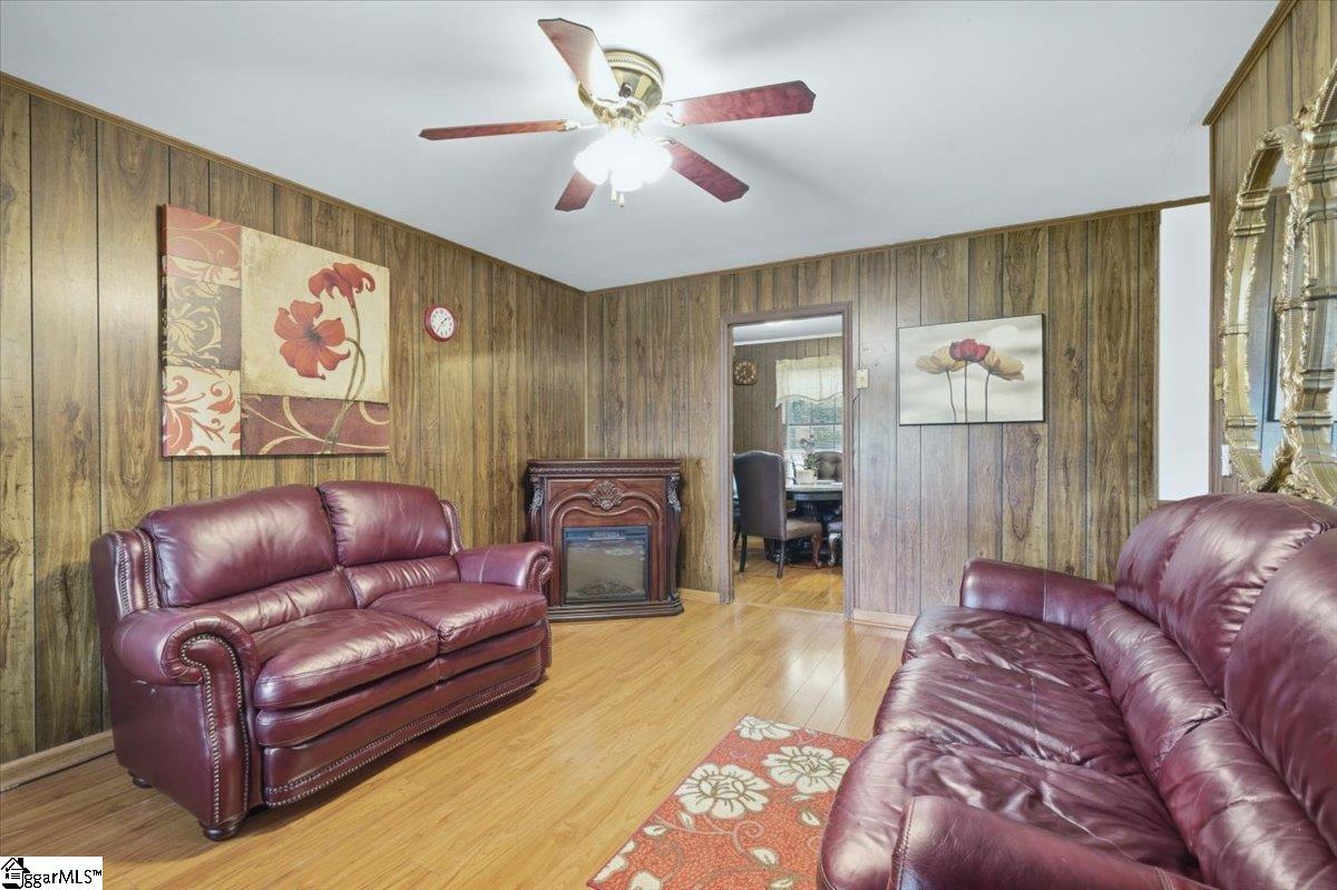 103 Beth Street Property Photo 4