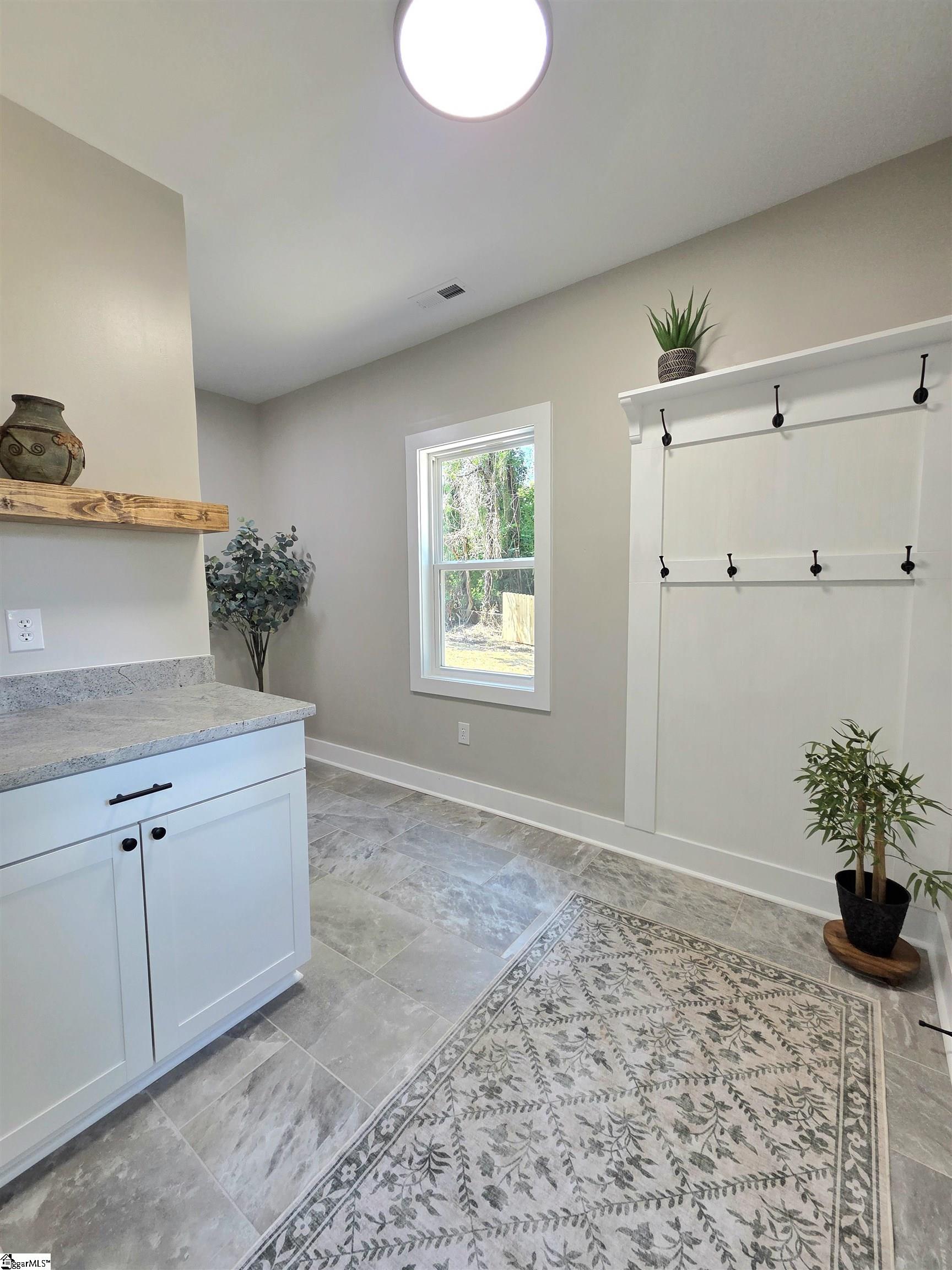 508 Tindal Road Property Photo 12
