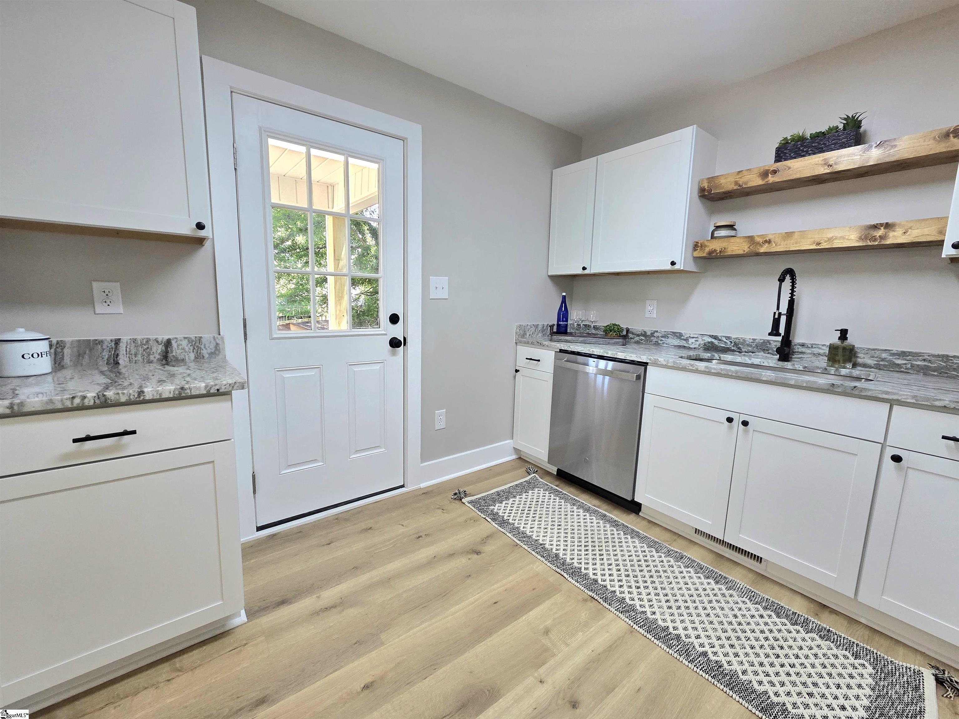 508 Tindal Road Property Photo 22