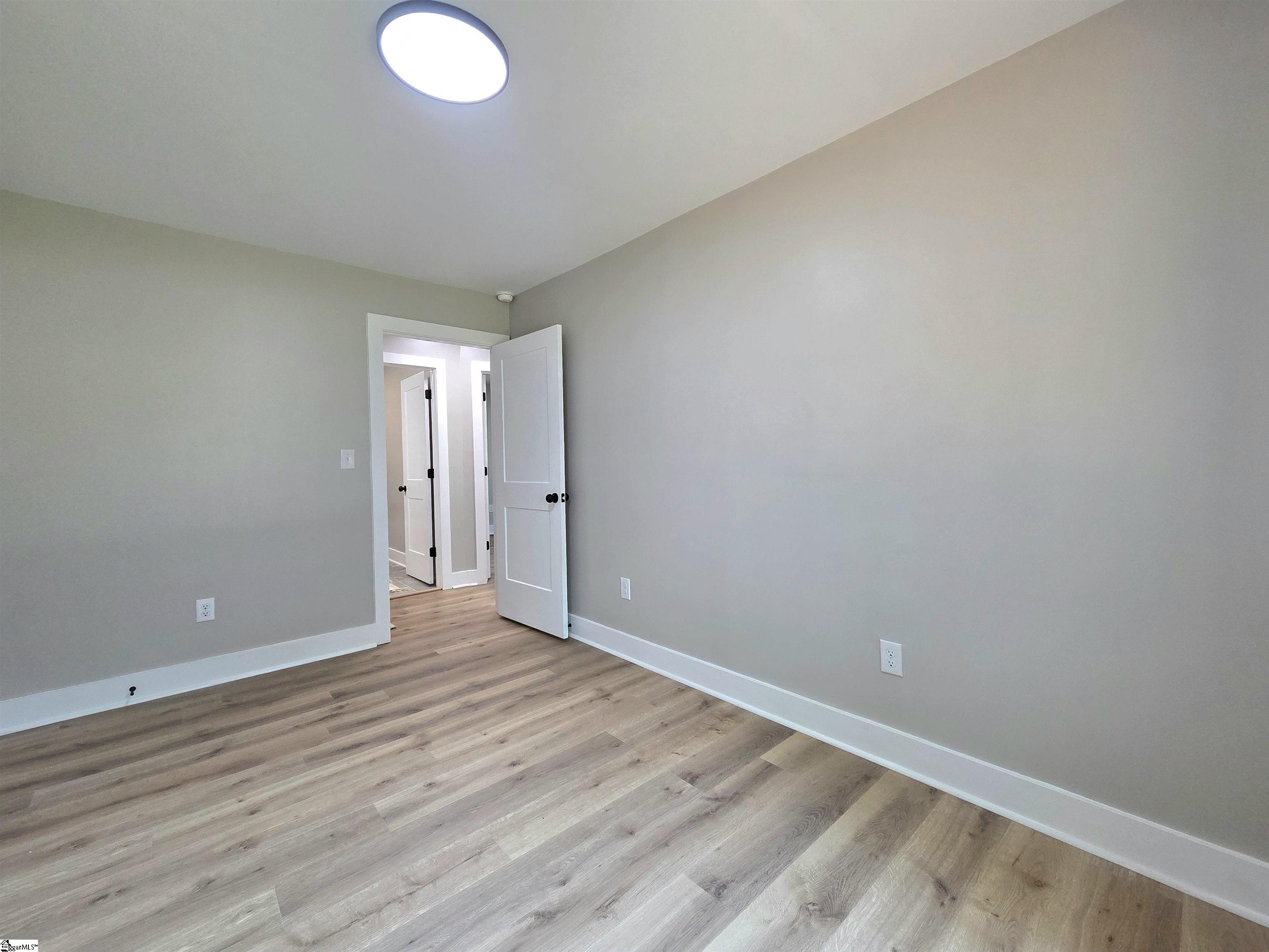 508 Tindal Road Property Photo 31