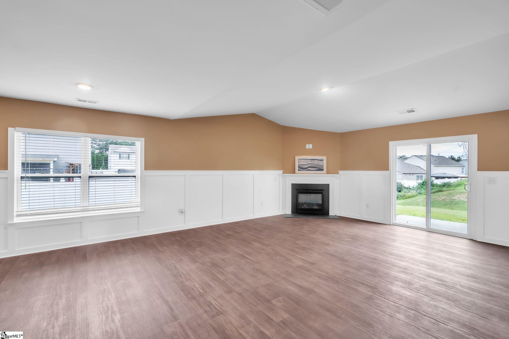 205 Hillendale Way Property Photo 5