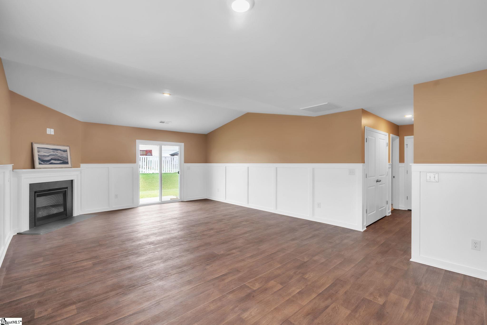 205 Hillendale Way Property Photo 7