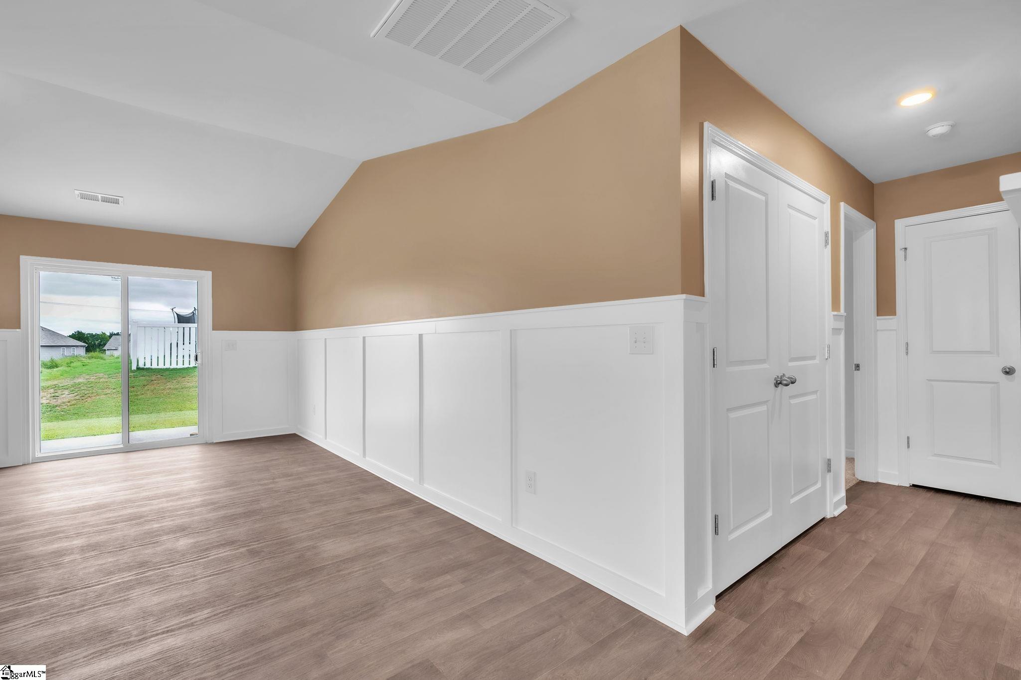205 Hillendale Way Property Photo 10